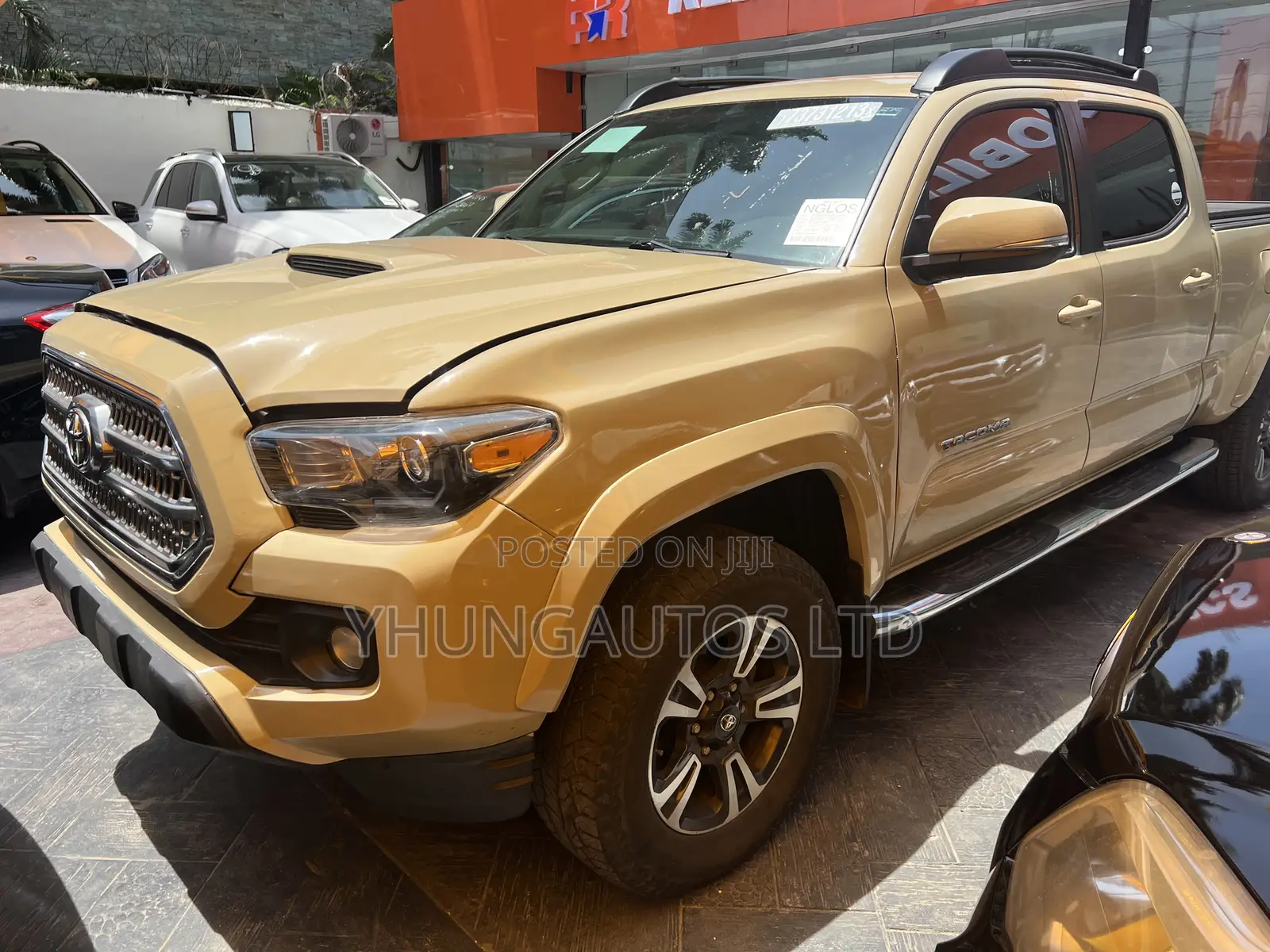 Toyota Tacoma 2017 Yellow