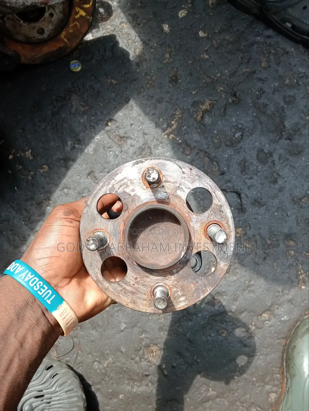 Toyota Yaris Back Hub 2008 Model