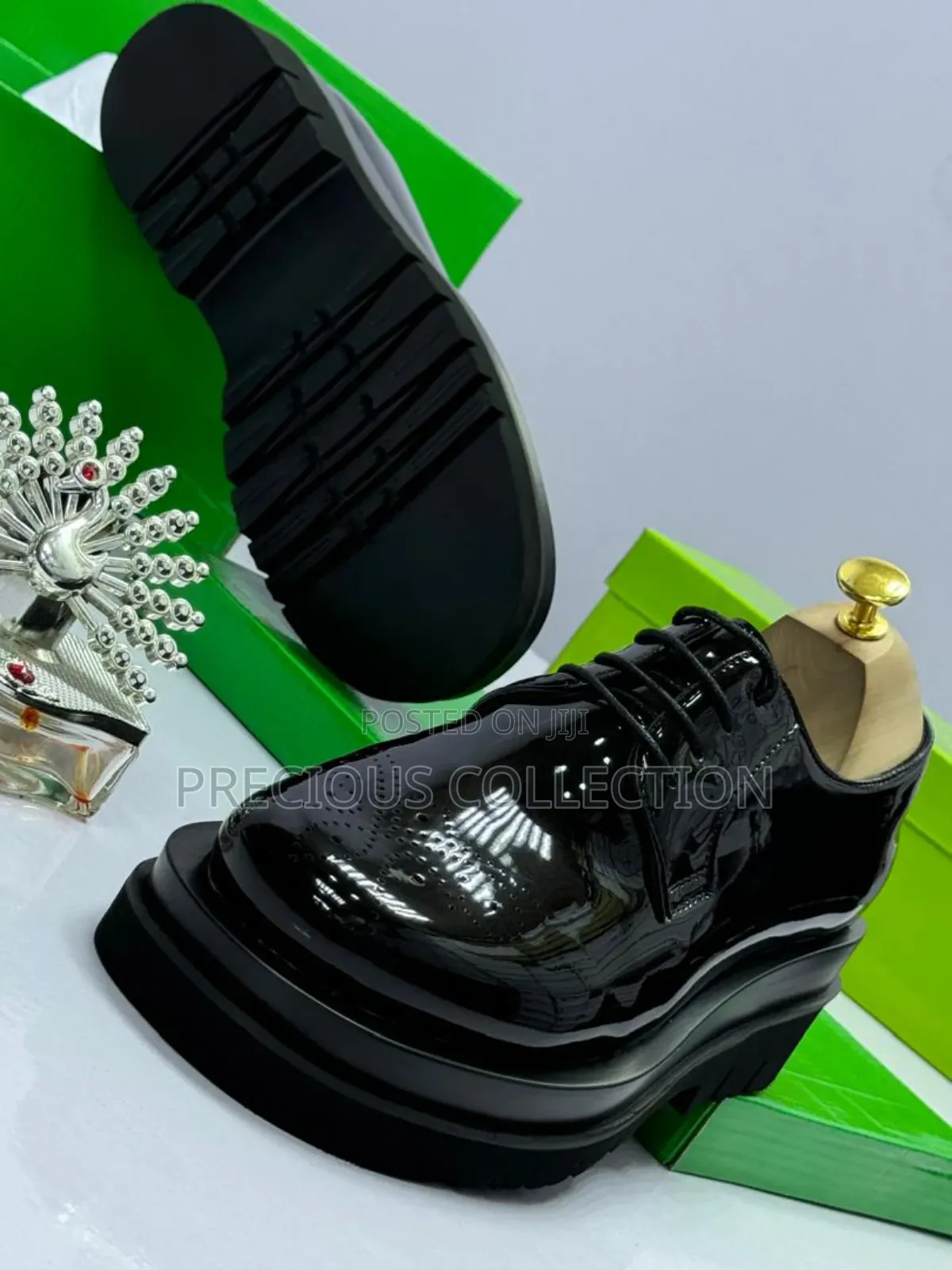 Men's Brogues Glossy Leather Double Sole Lace Up Bottega