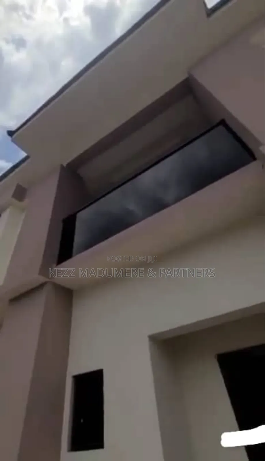 4bdrm Duplex in Golf Estate , Enugu for sale