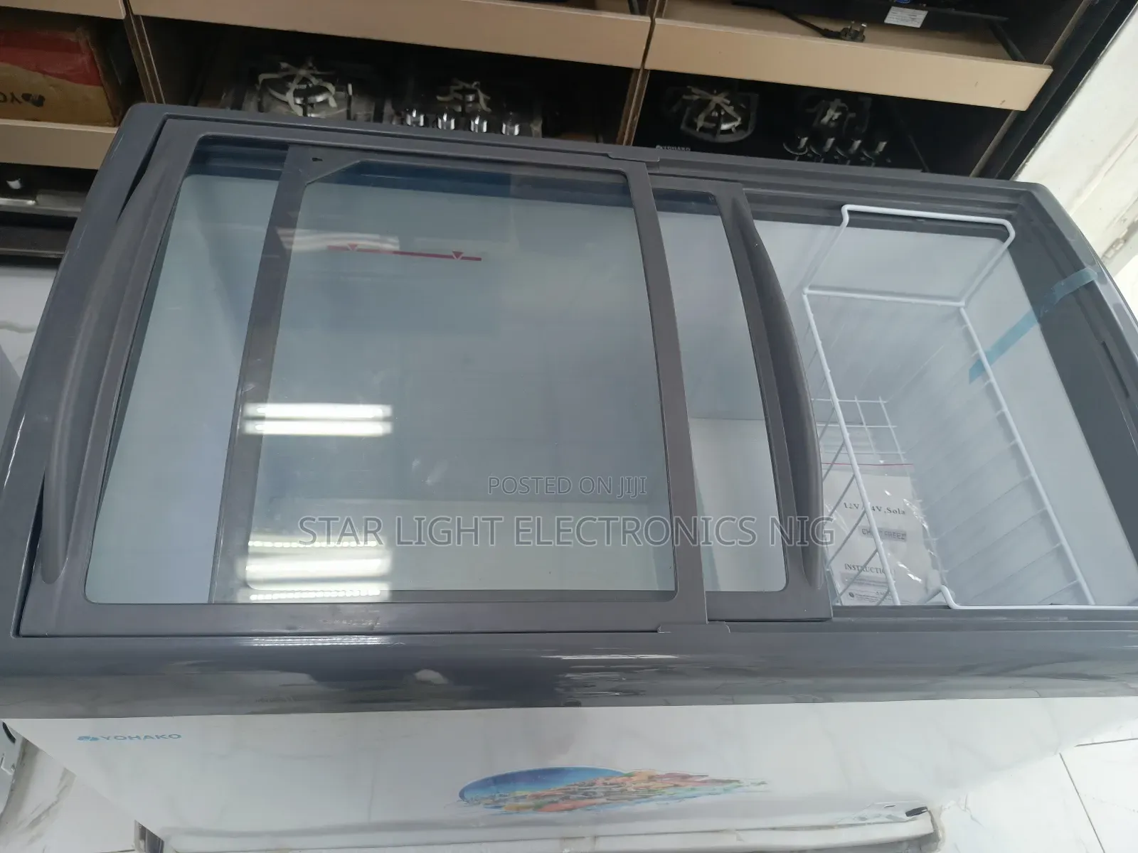 Show Case Freezer Solar 290 Liters