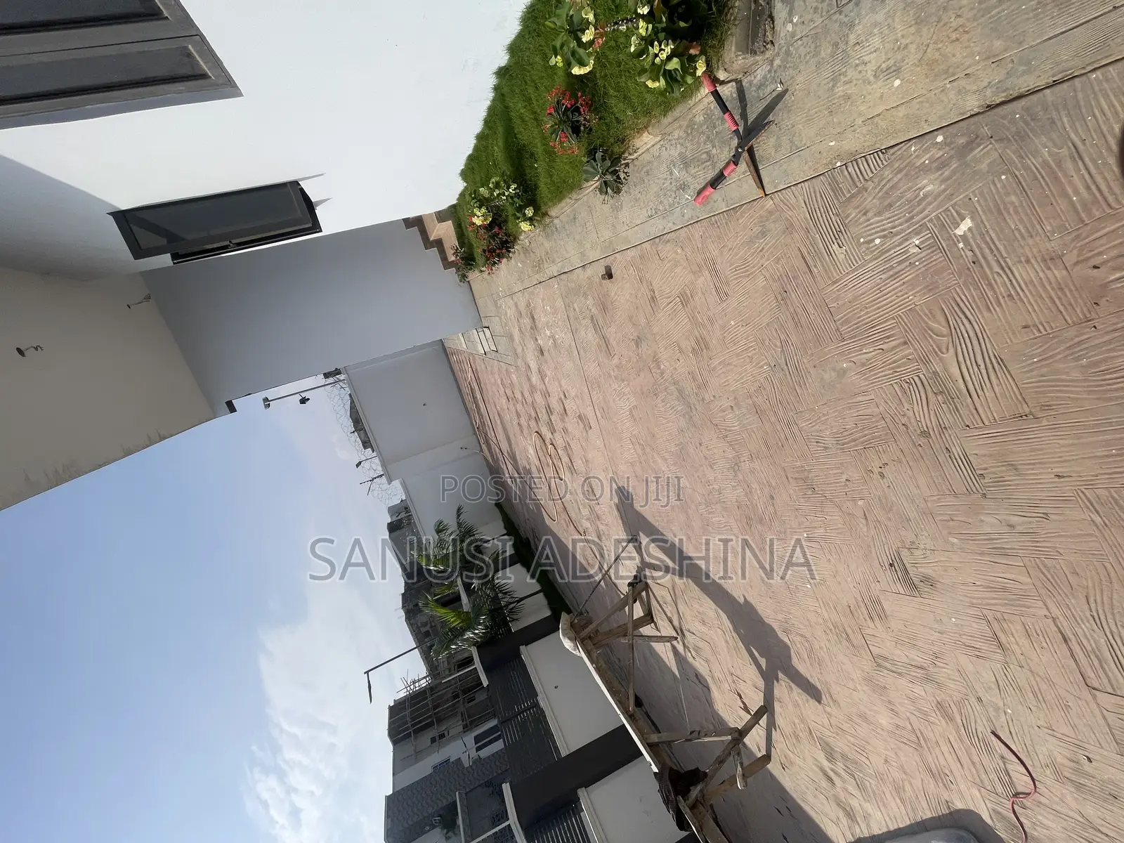 5bdrm Duplex in Life Camp By for sale