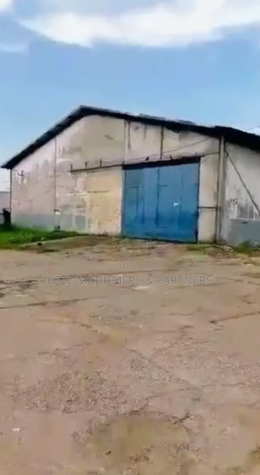 To Let/ Lease : 2 No's 1200 Sqmts Warehouse At Trans Amadi
