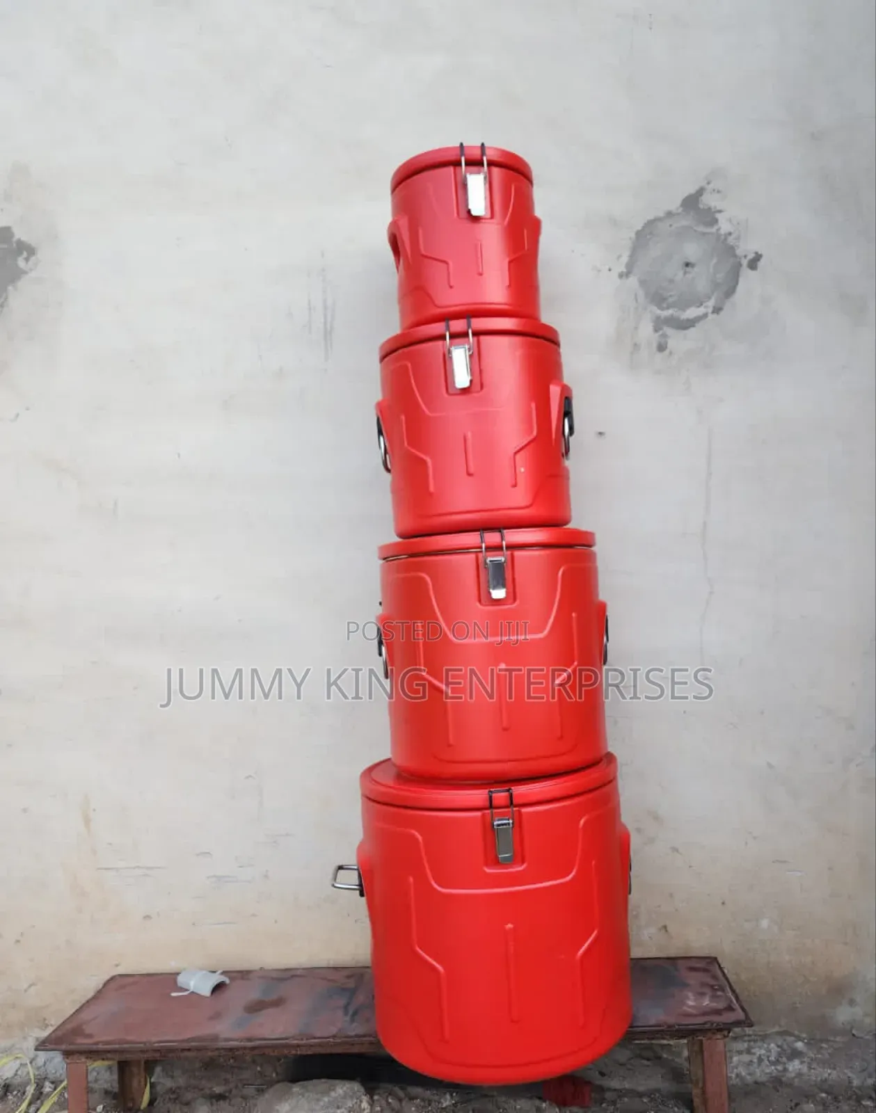 Ceremonial Food Warmer Cooler
Set 4