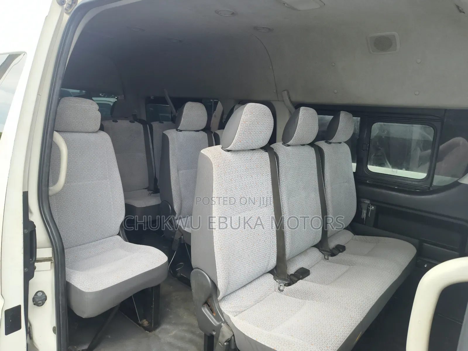 Toyota Grand HiAce 2015 White