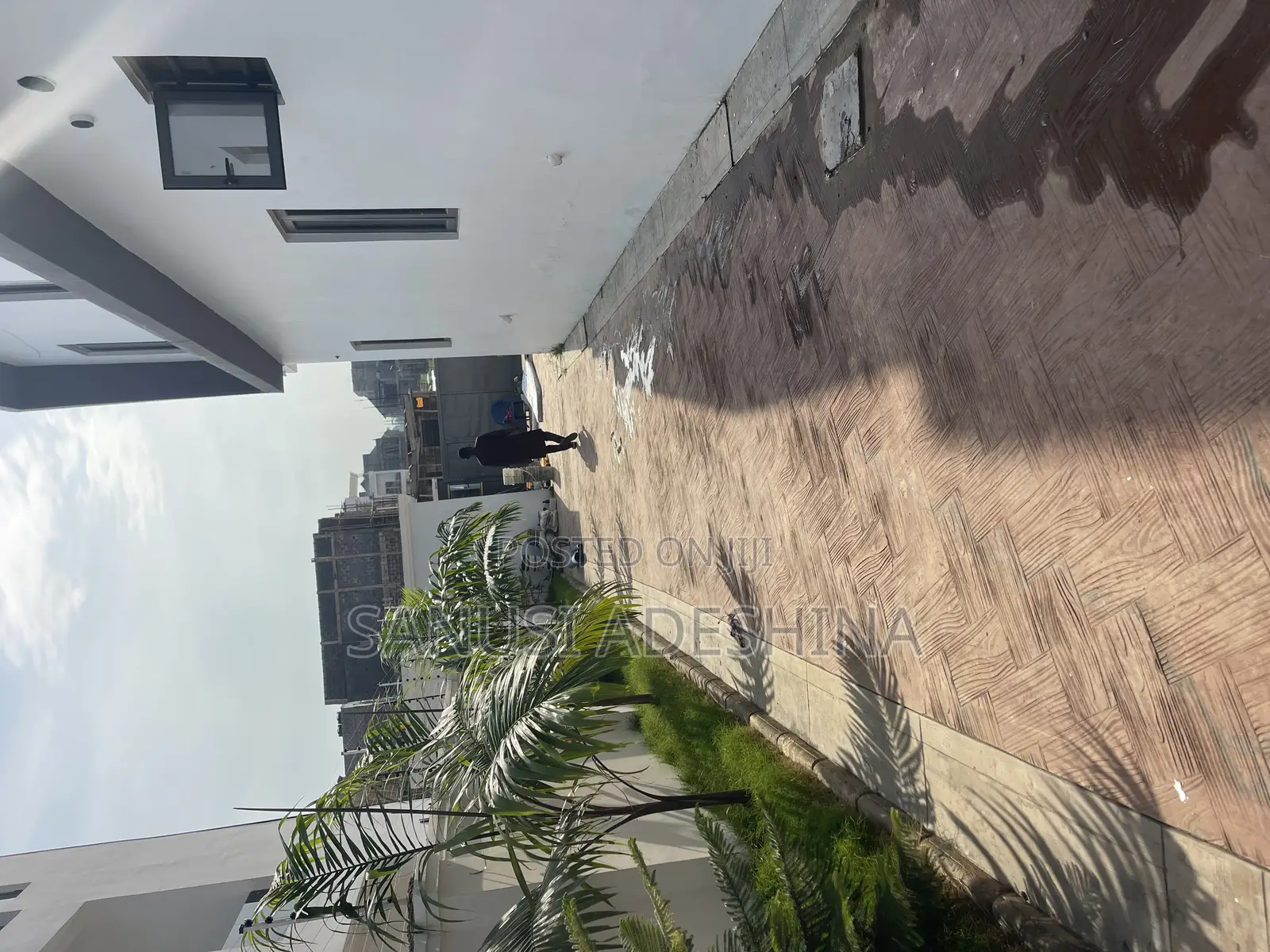 5bdrm Duplex in Life Camp By for sale