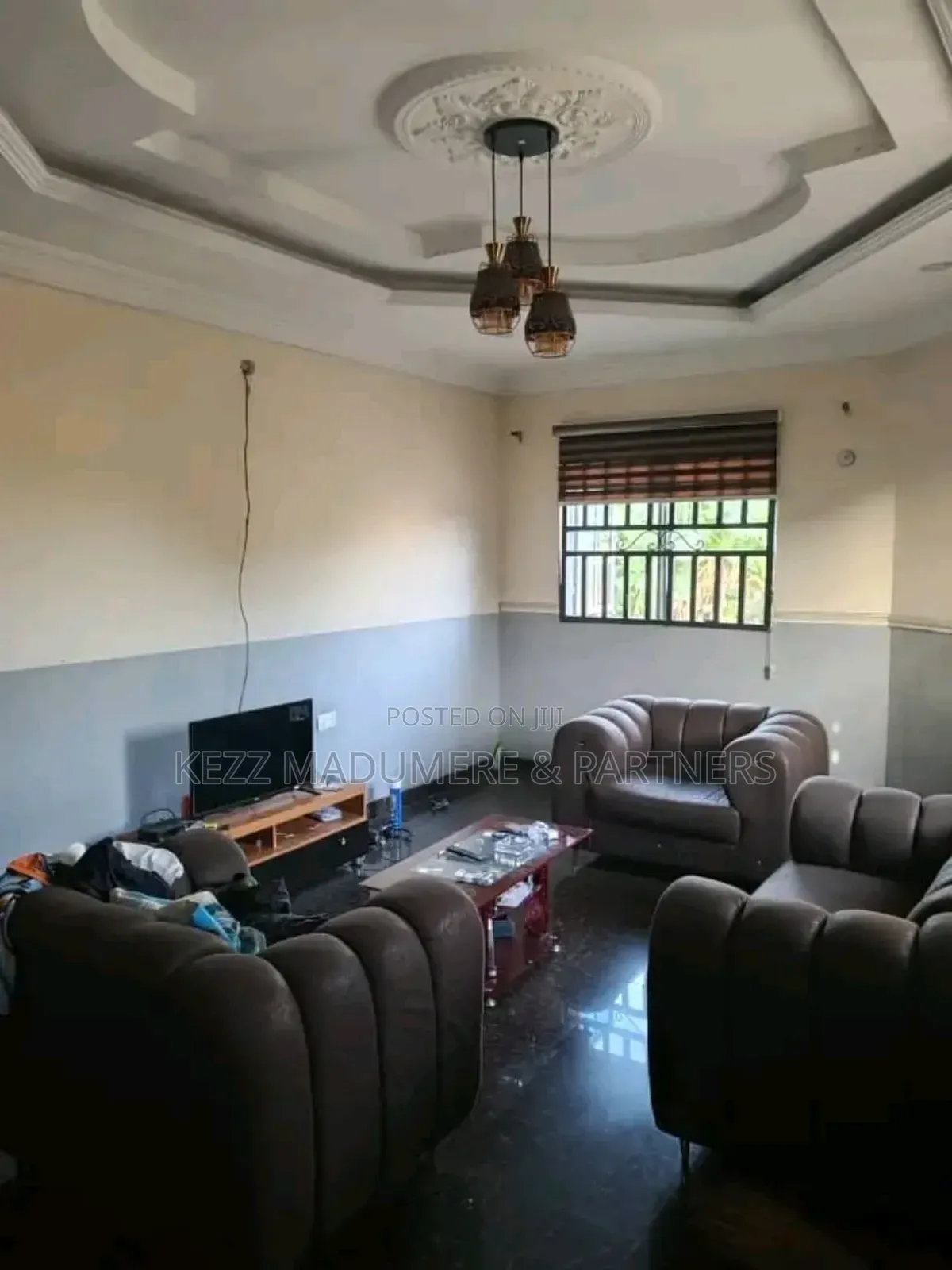 3bdrm Bungalow in Off Apu Road , for sale