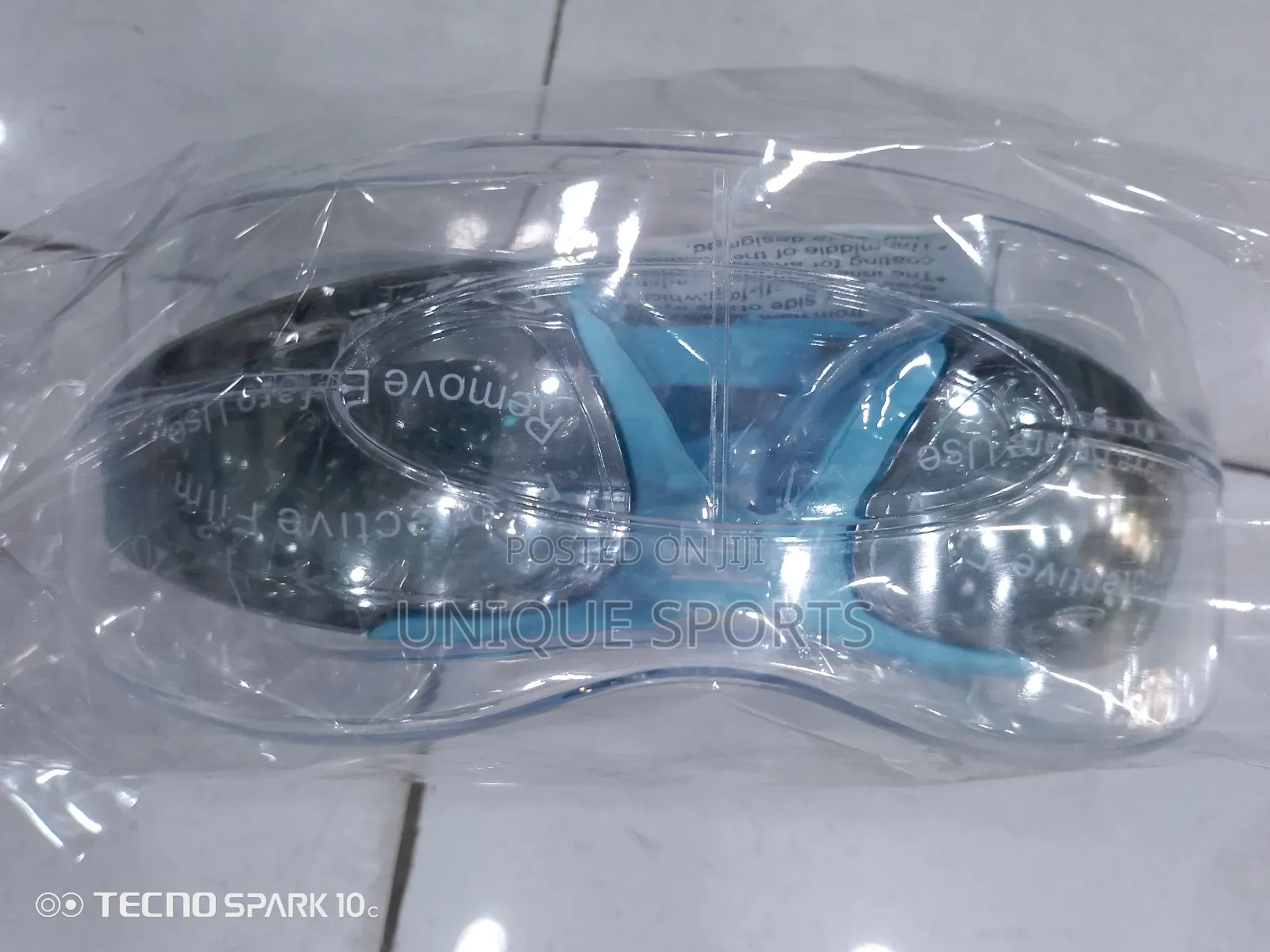 Crystal Clear Vision: Anti-Fog Swimming Goggles