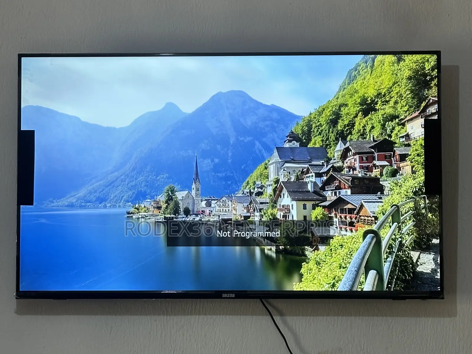 50-inch Brand New Solstar Smart Tv For Sale