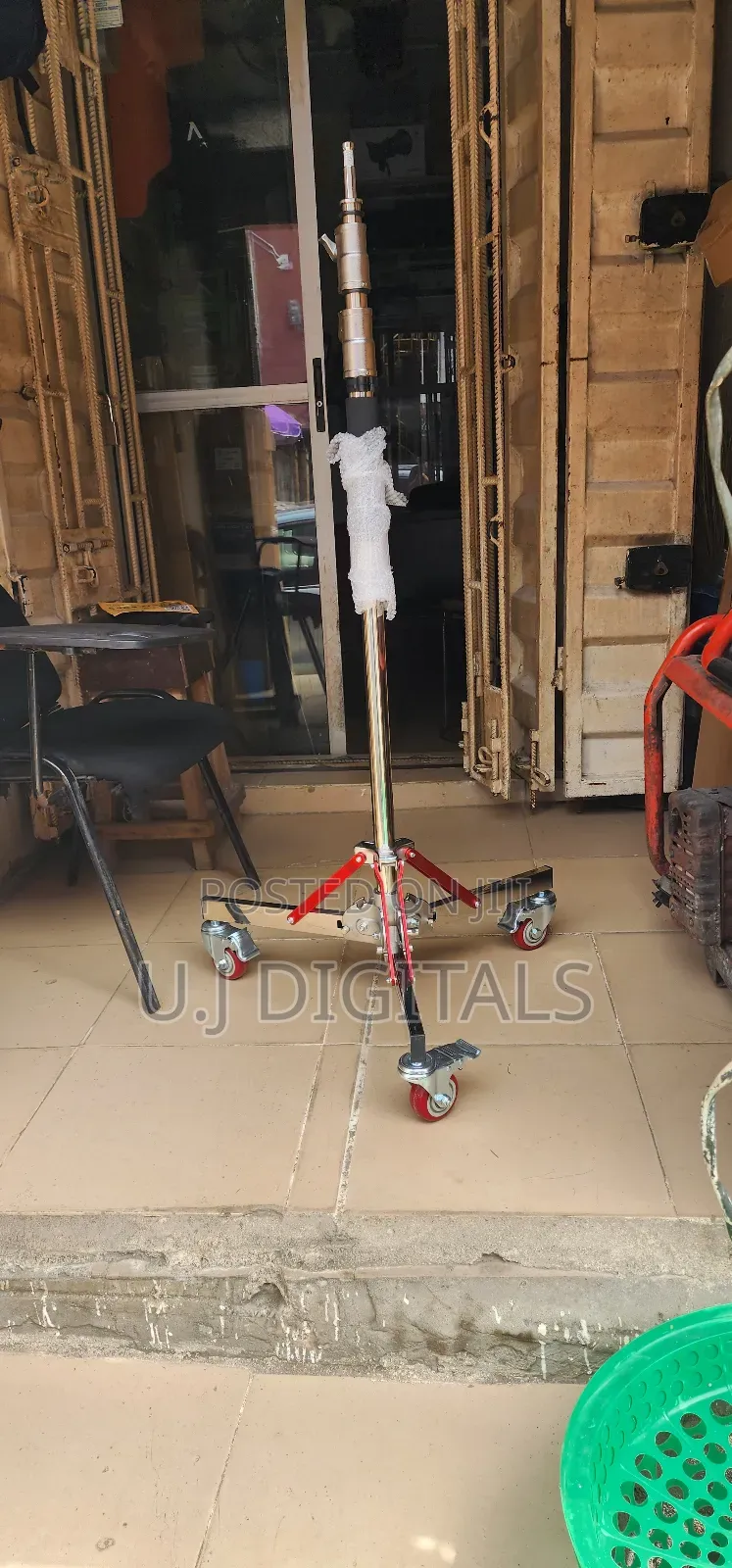10ft Trolley Steel Sliver Light Stand