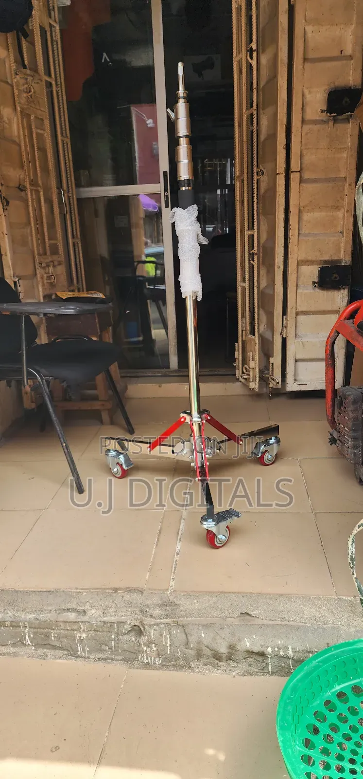 10ft Trolley Steel Sliver Light Stand