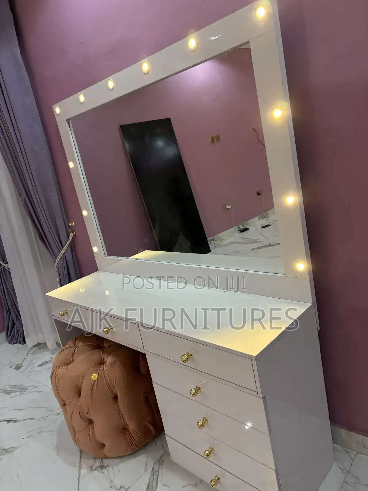 Unique Dressing Set