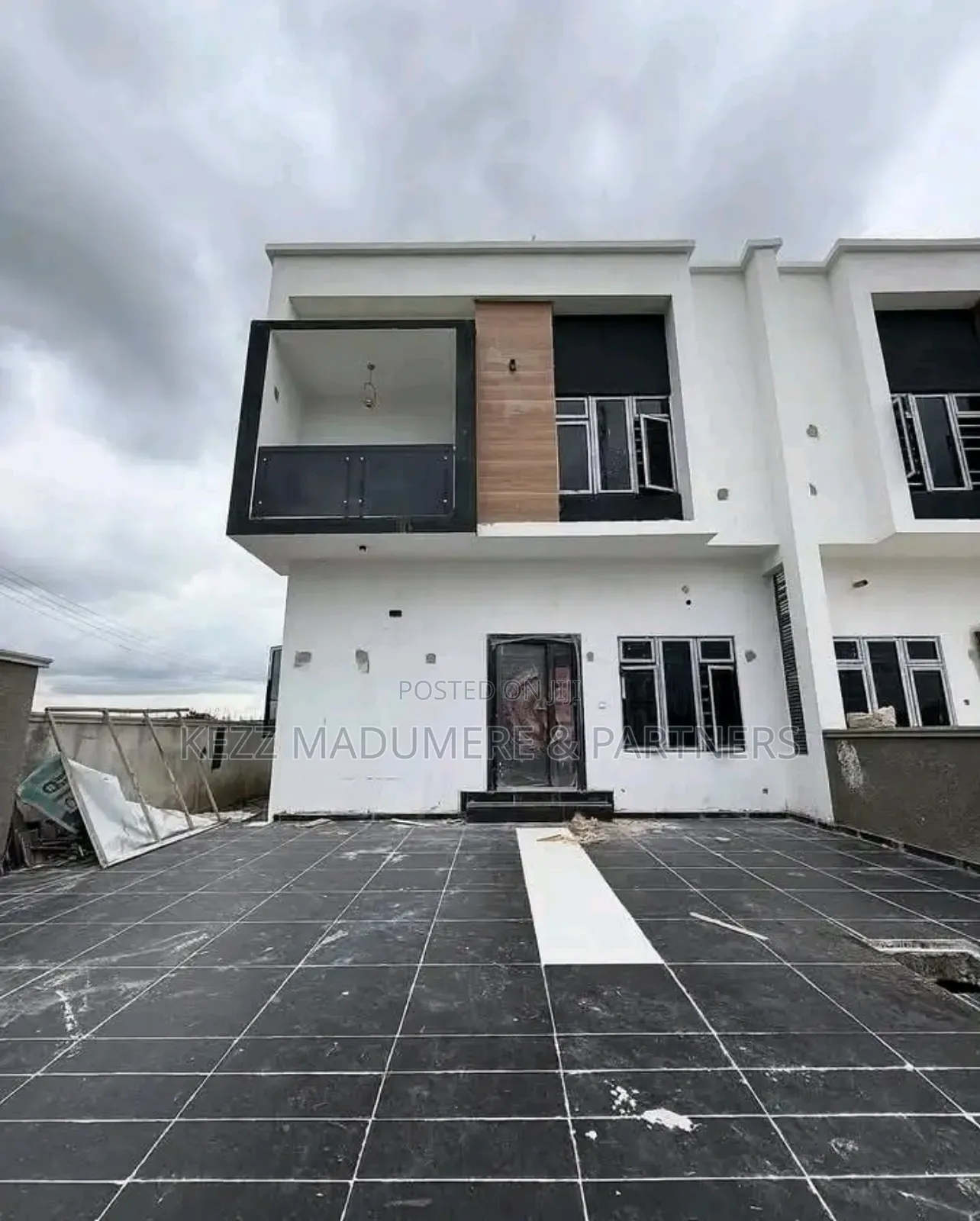 4bdrm Duplex in Gated Estate,, Port-Harcourt for sale