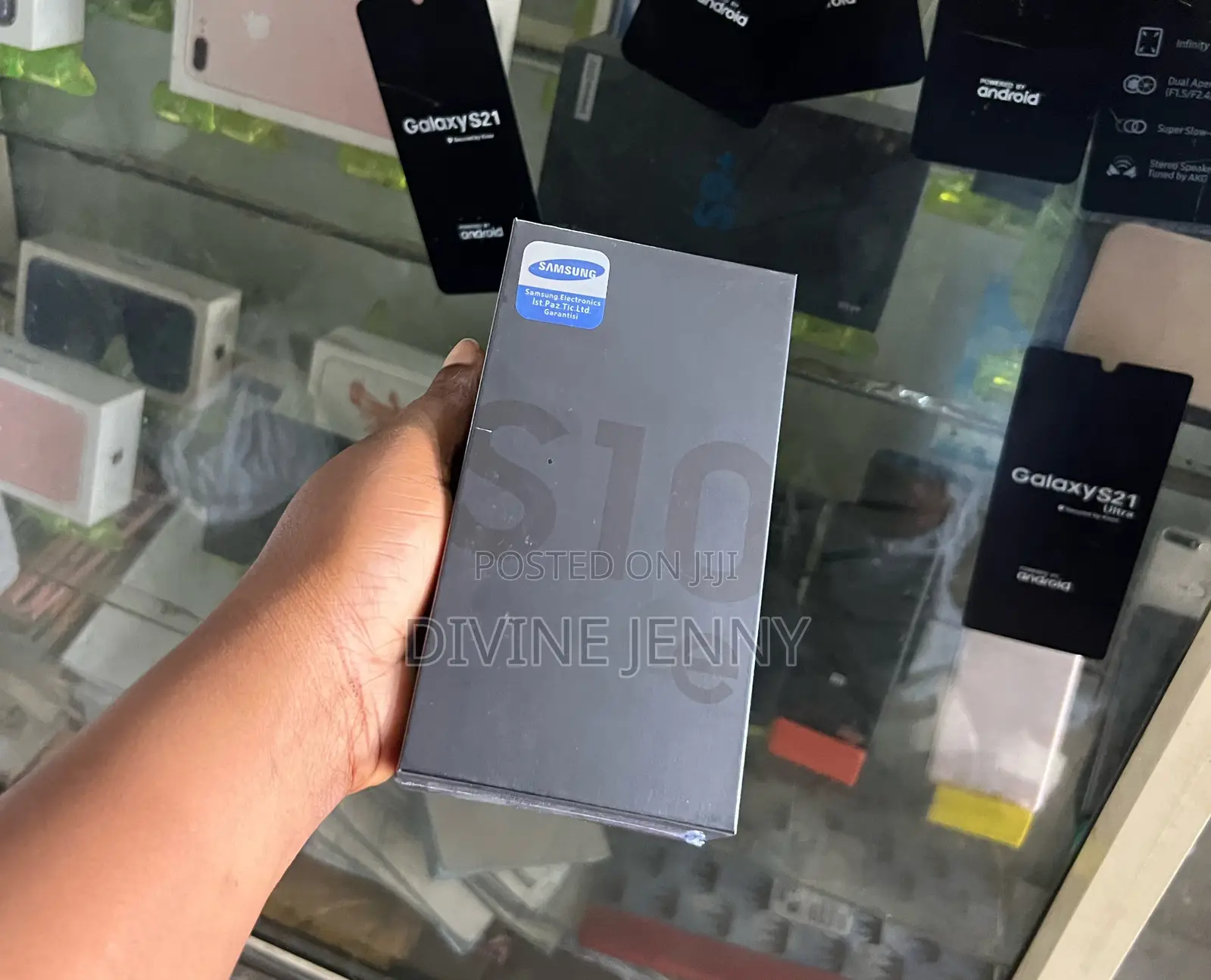 New Samsung Galaxy S10e 128 GB Black