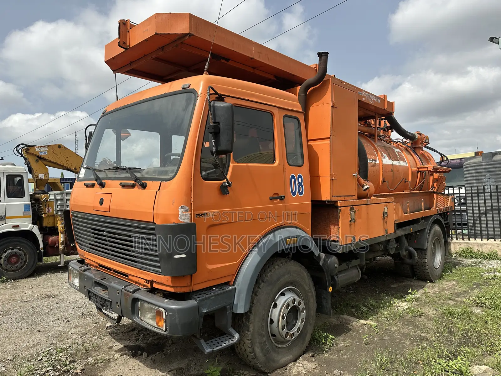 Mercedes Benz Sewage Truck