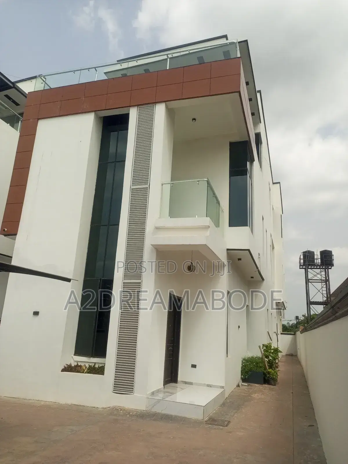 5bdrm Duplex in Opic Estate, Isheri North for sale