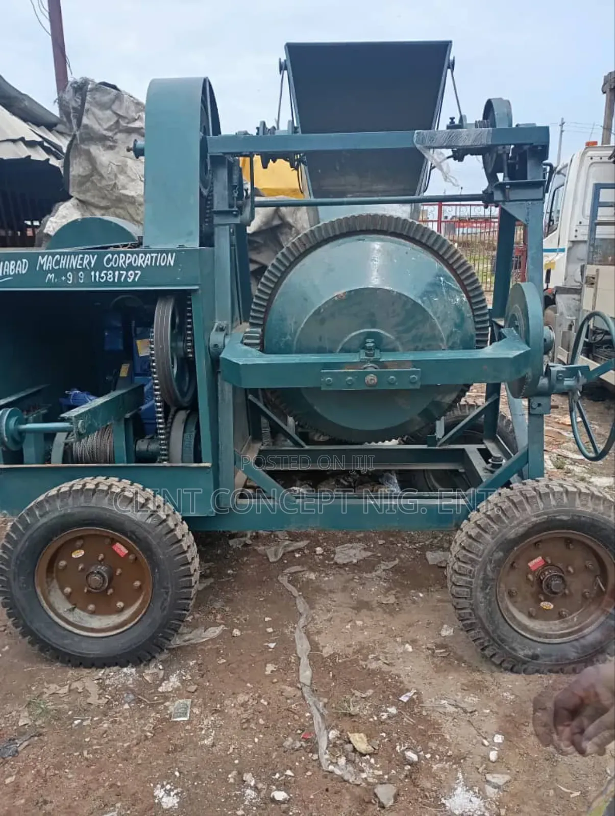 560 Litres Of Diesel Engine Concrete Mixer With Hoist