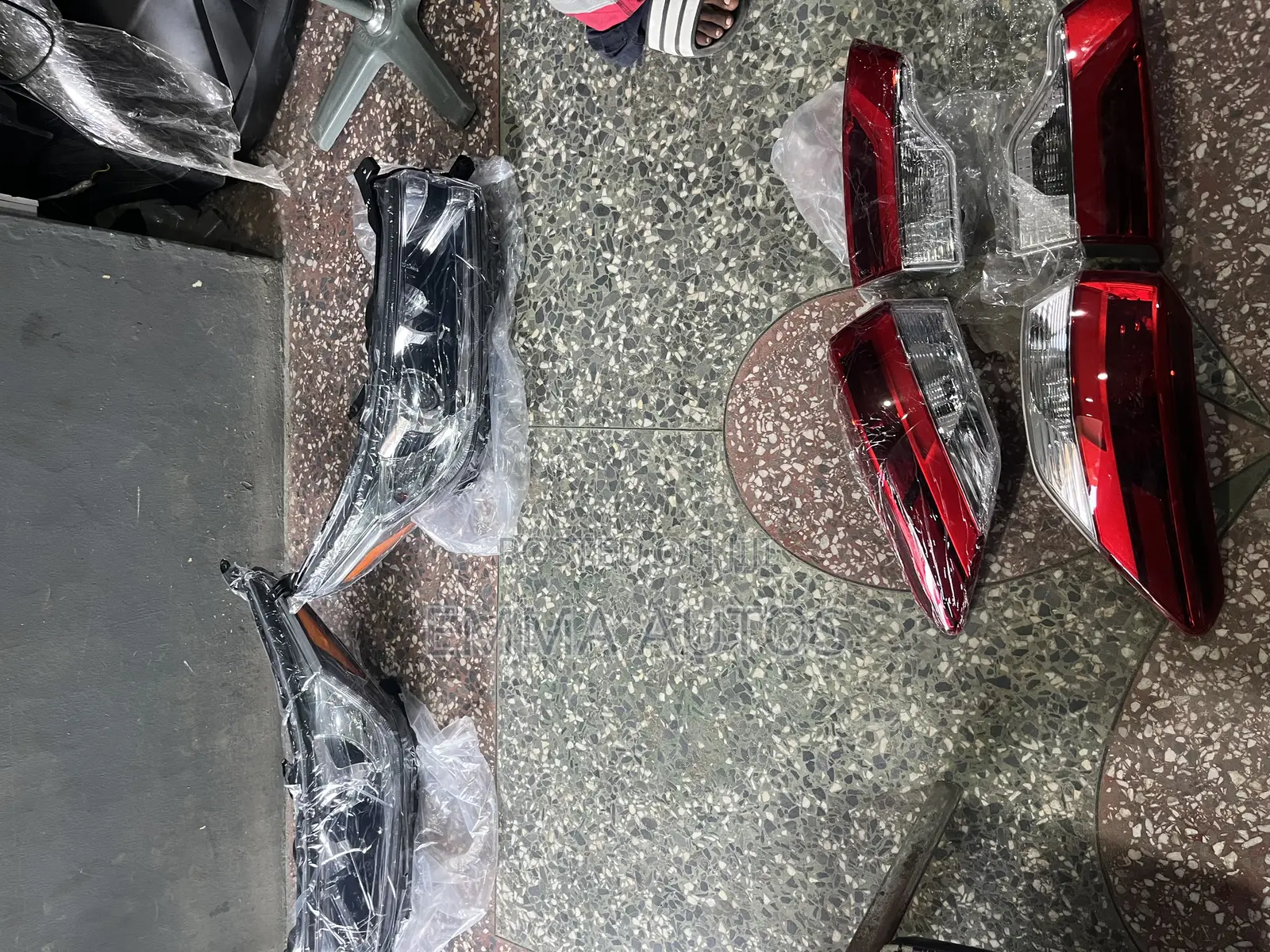 Complete Set Headlamp Highlander 2018 Available