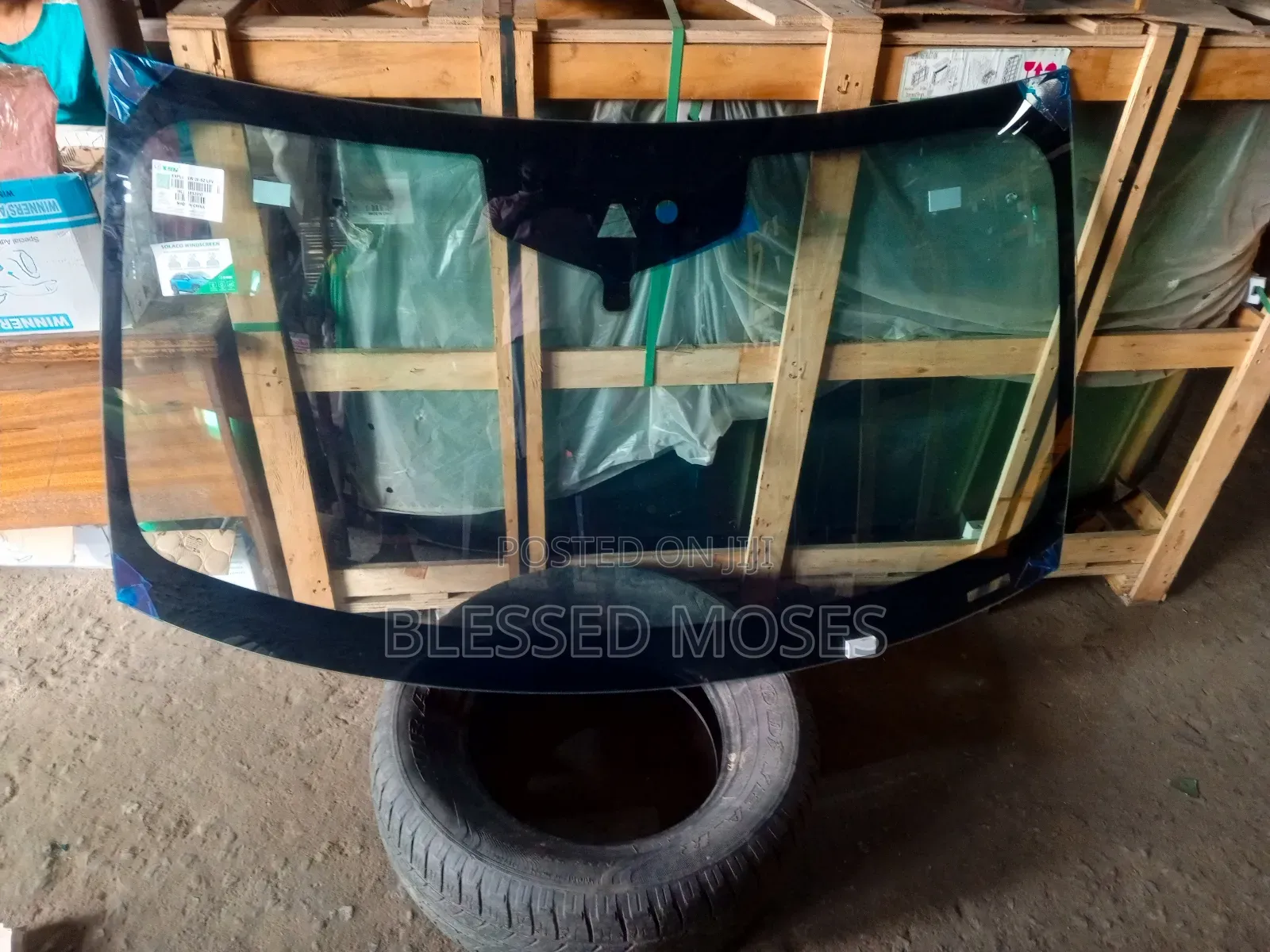 Ford Explorer 2022 Front Windscreen