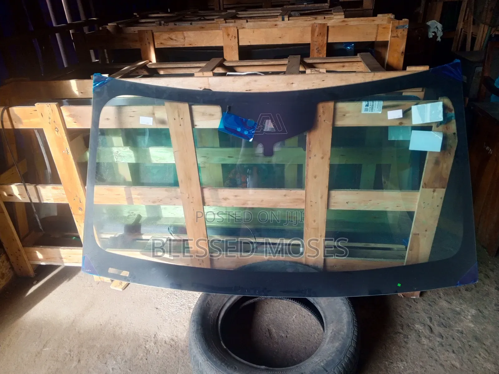 Ford Explorer 2022 Front Windscreen