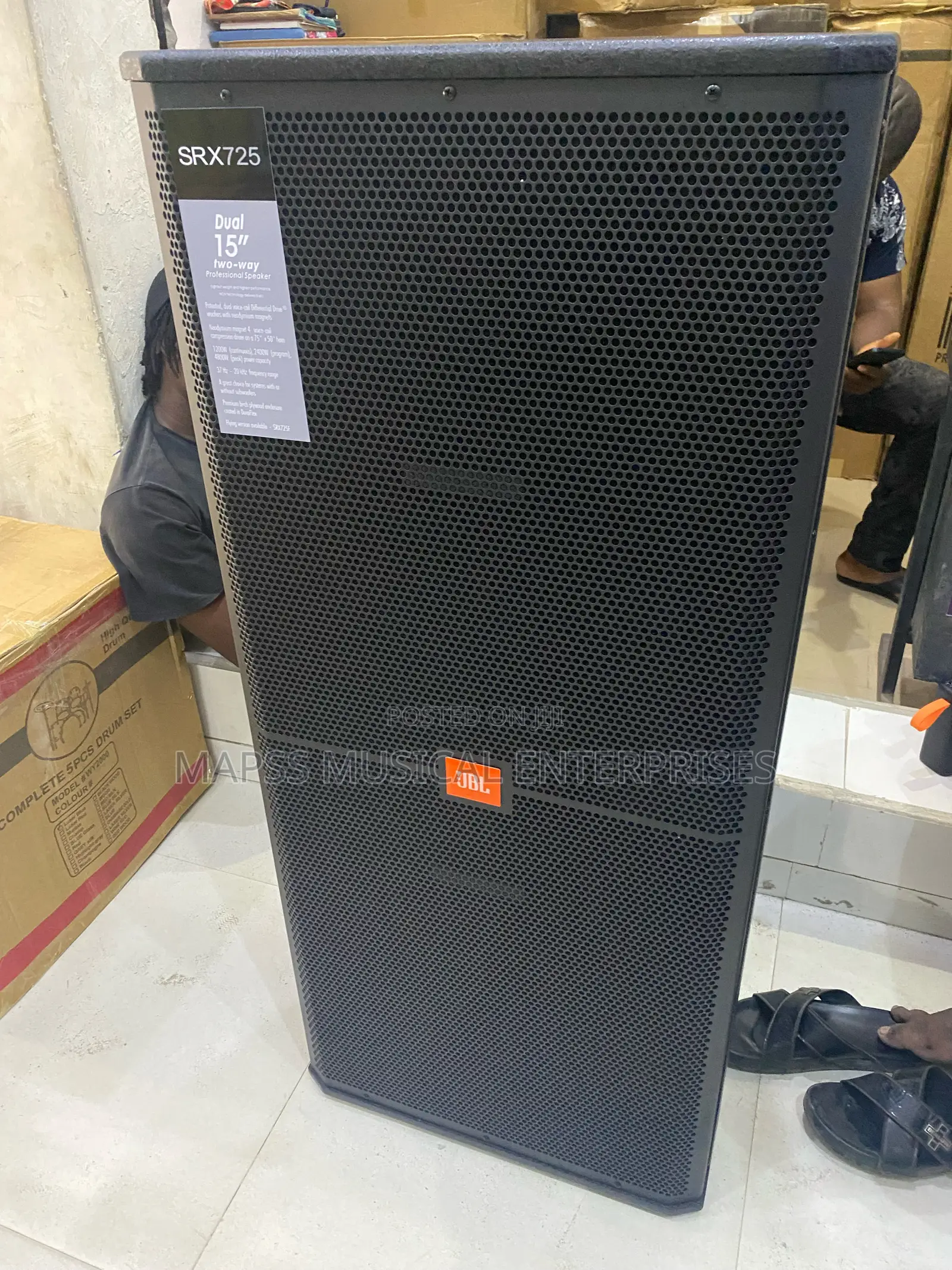 JBL Srx725 Dual 15-Inch Two-Way Loudspeaker.