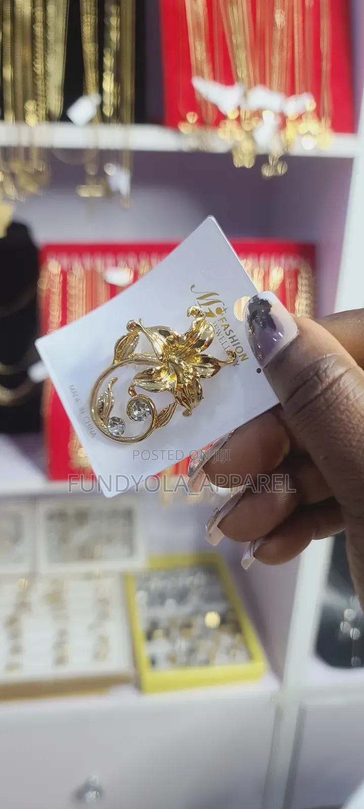 Flowery Inspired Brooch