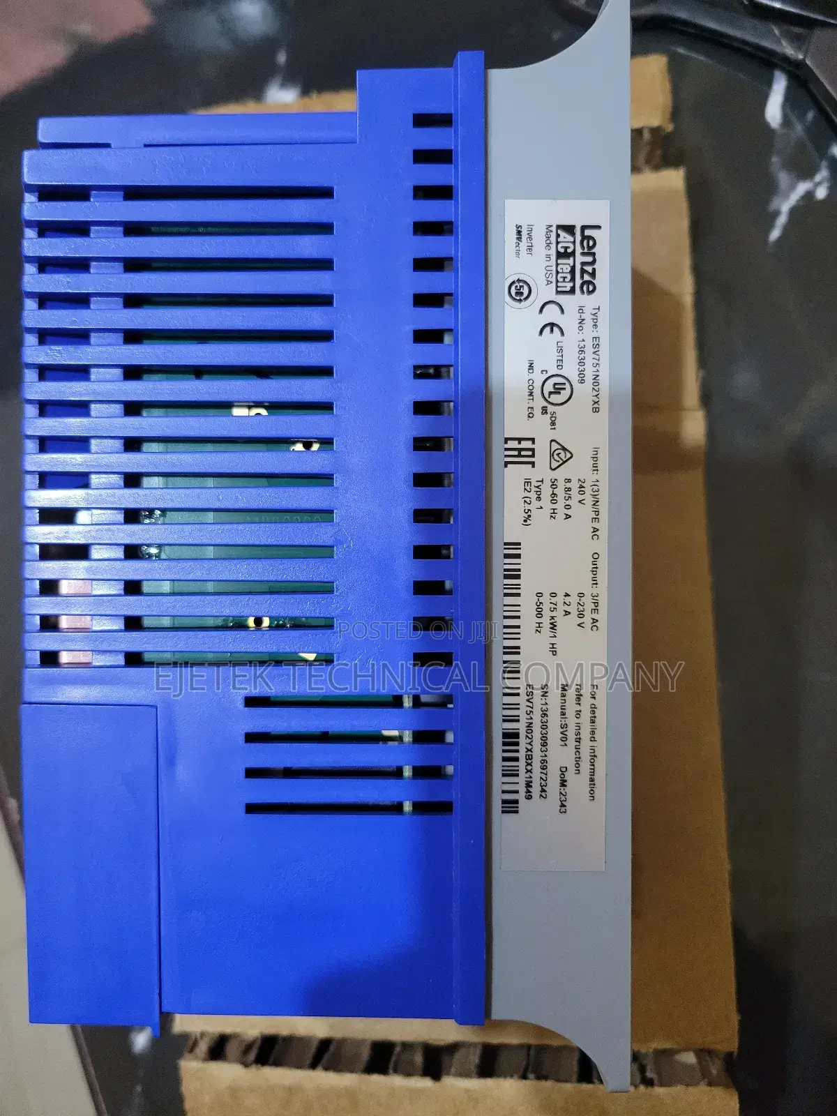 Lenze Inverter Drive 0.75kw 220v