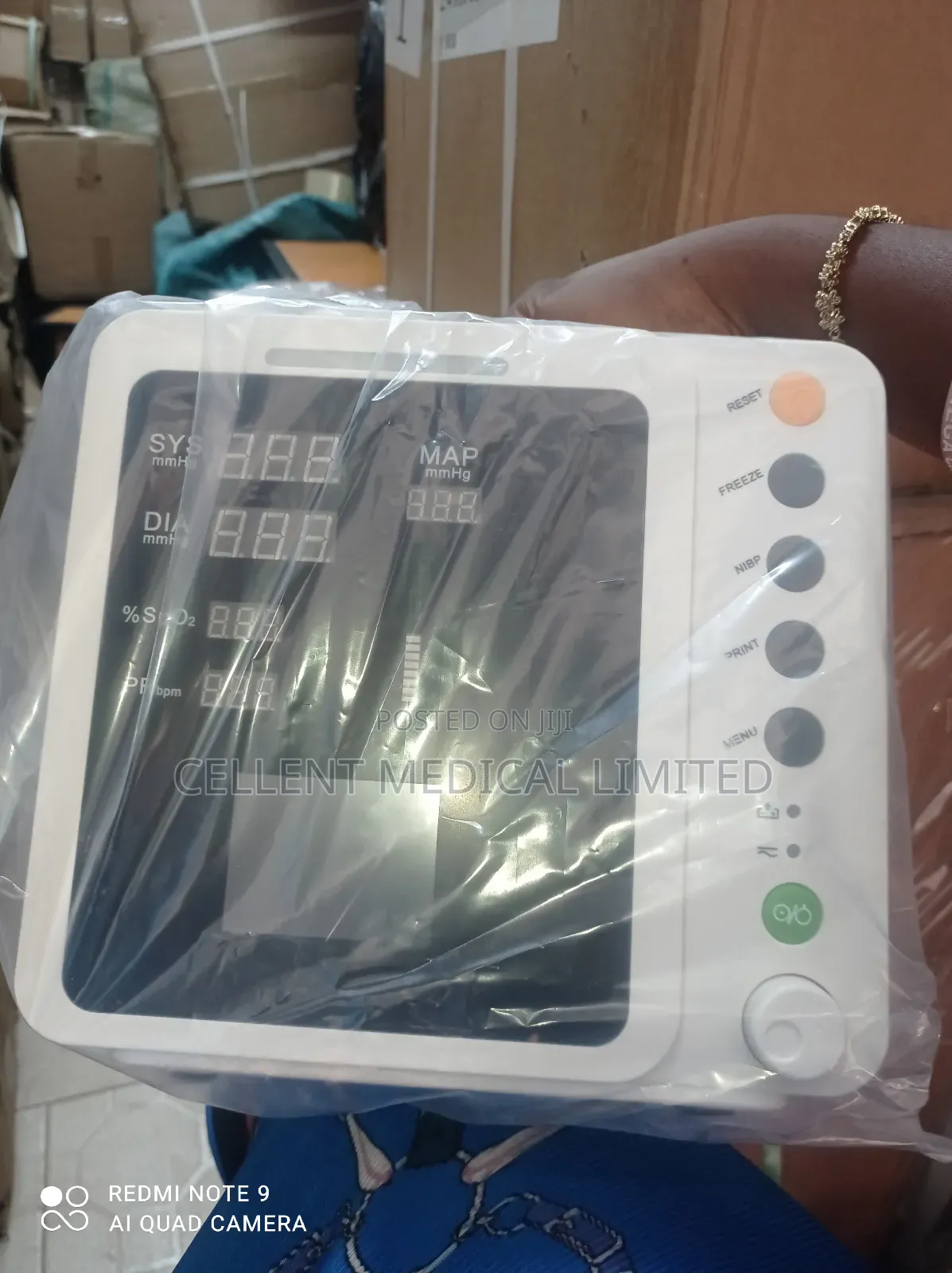 Vital Sign Monitor/ Portable Patient Monitor