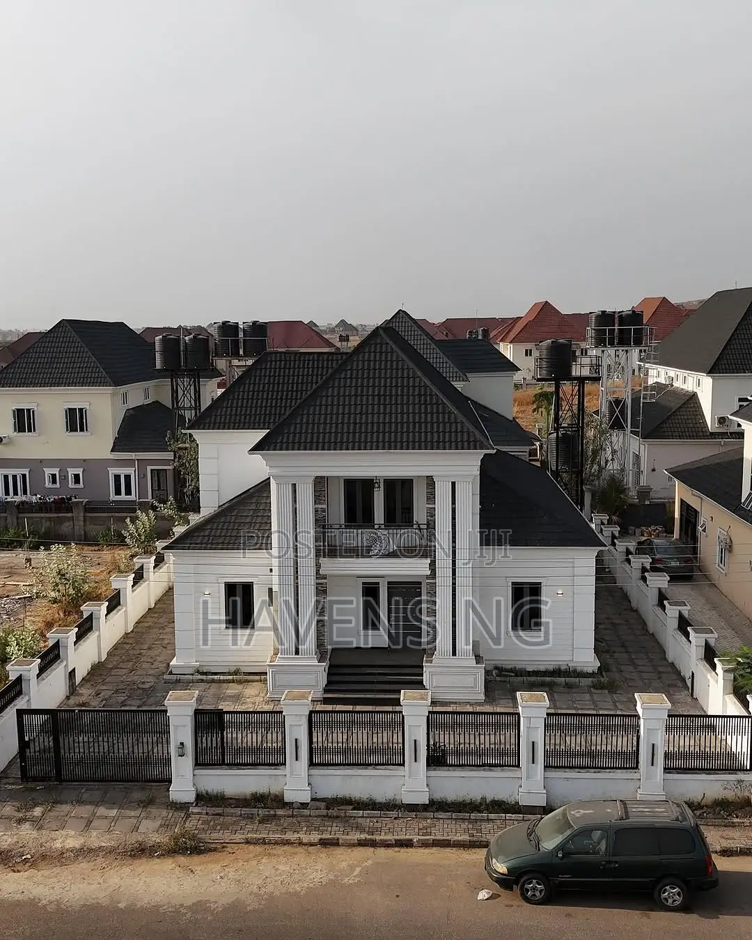4bdrm Duplex in FHA for sale