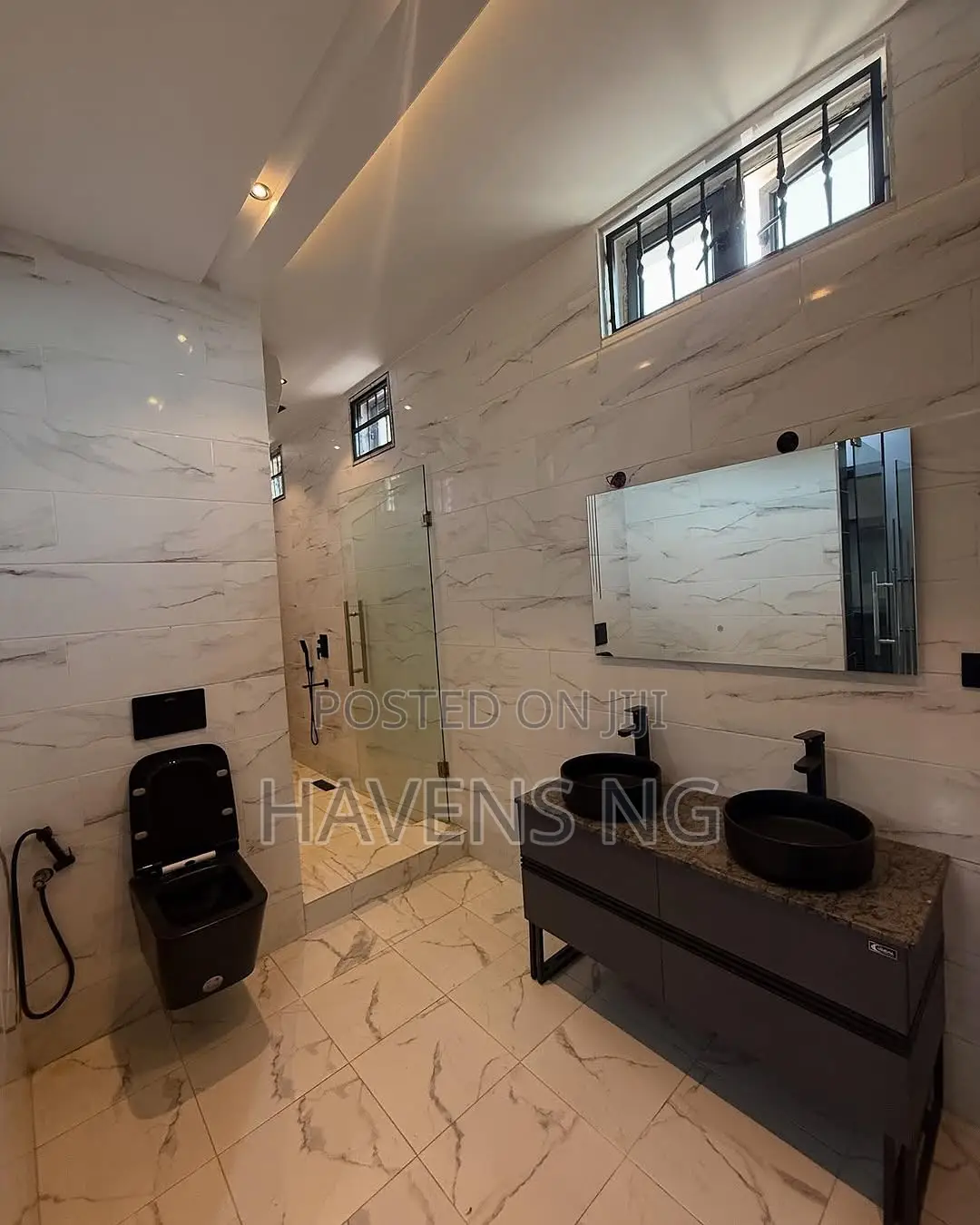 4bdrm Duplex in FHA for sale