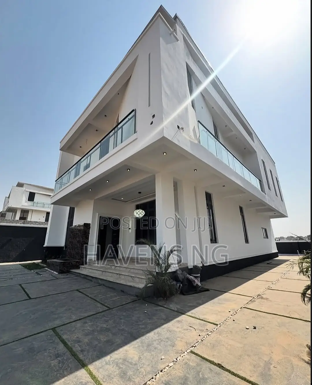 7bdrm Duplex in Galadimawa for sale