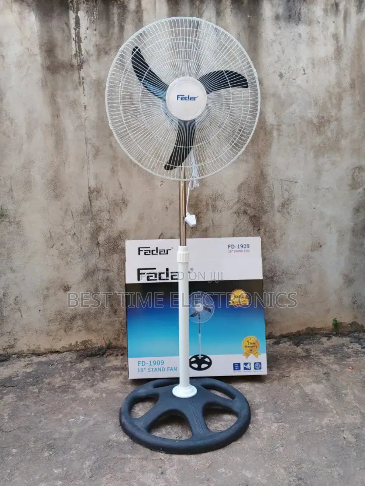 18" Fadar Electric Stand Fan