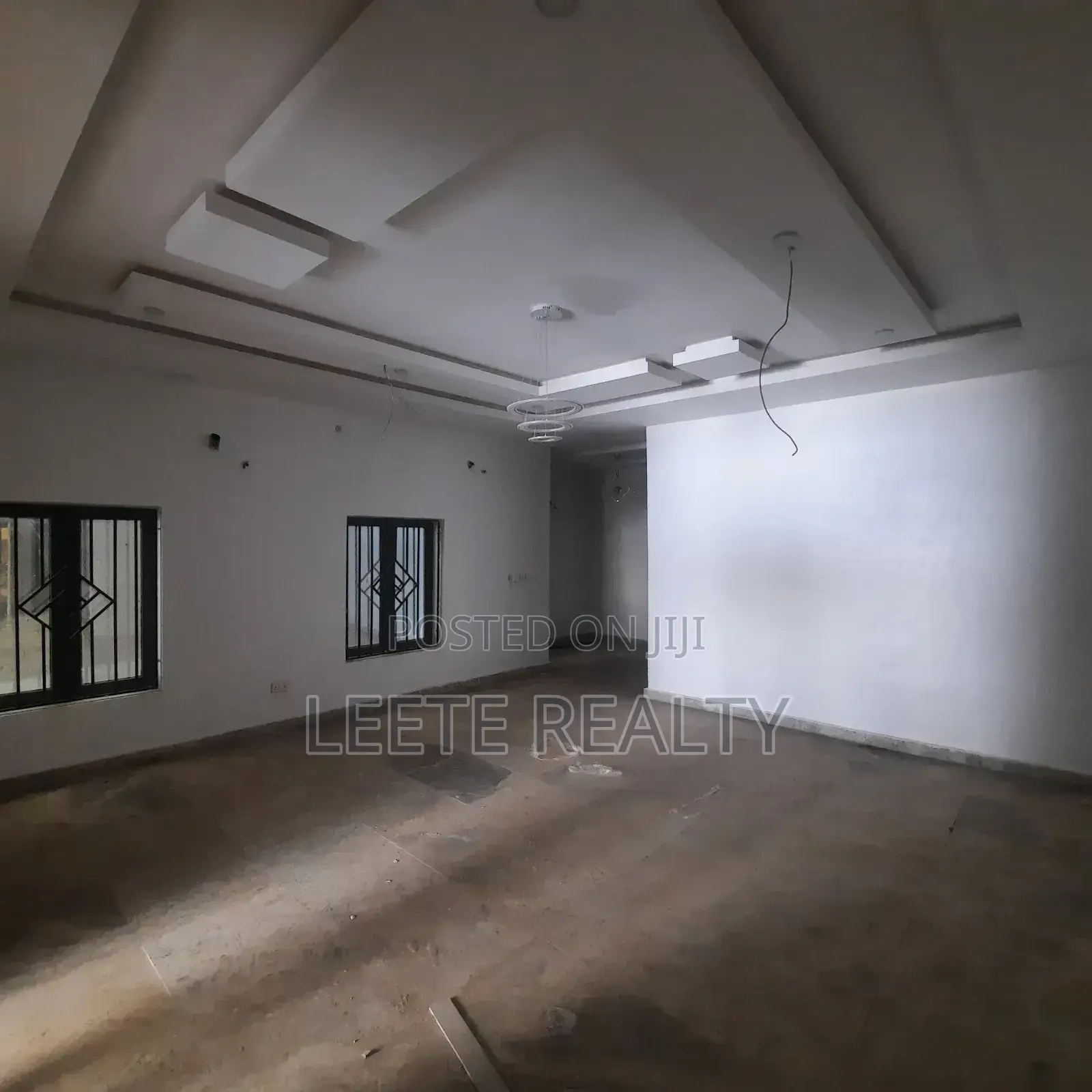 5bdrm Townhouse/Terrace in Wuye for sale