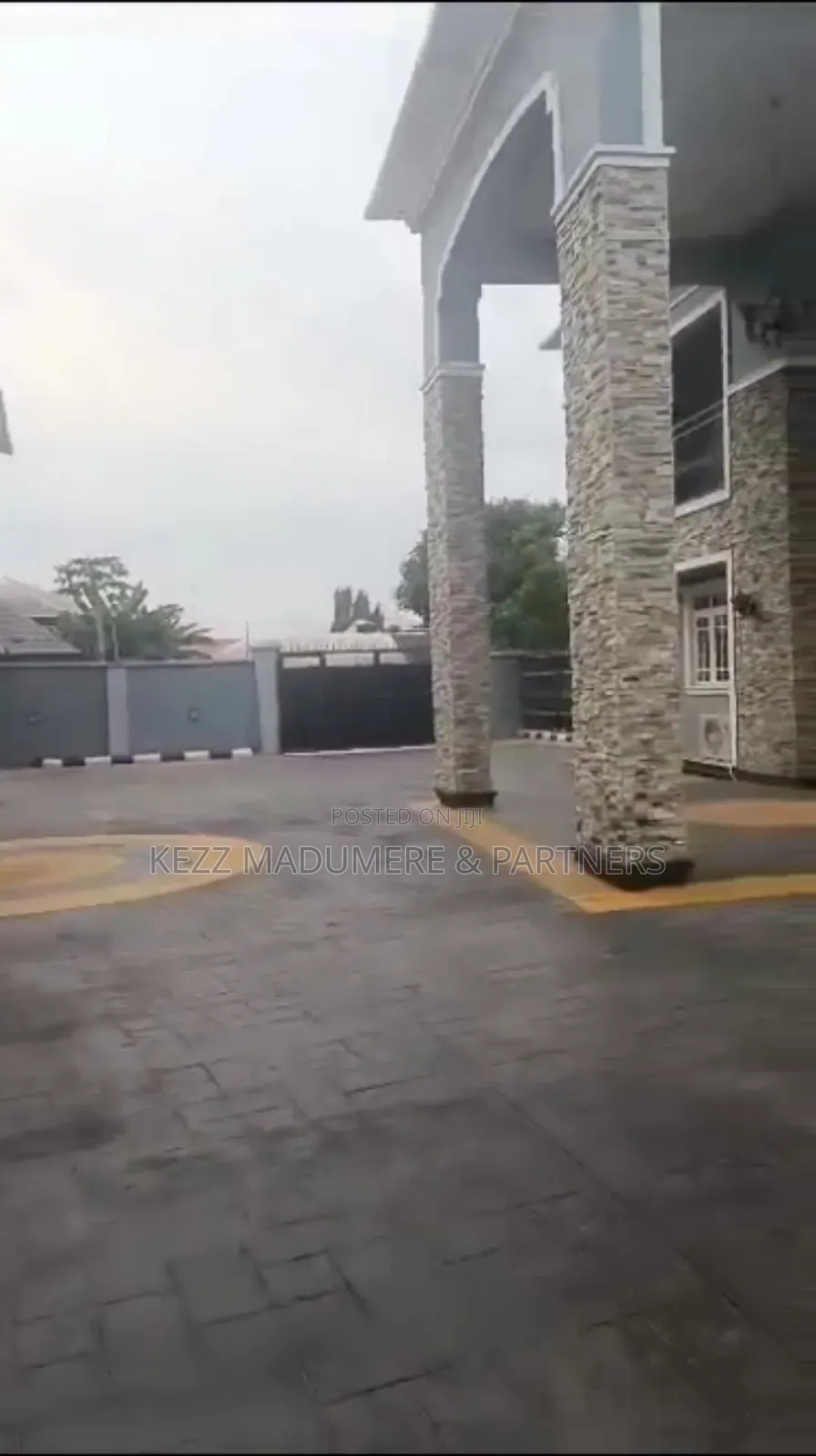 5bdrm Duplex in Woji , Port Harcourt for sale
