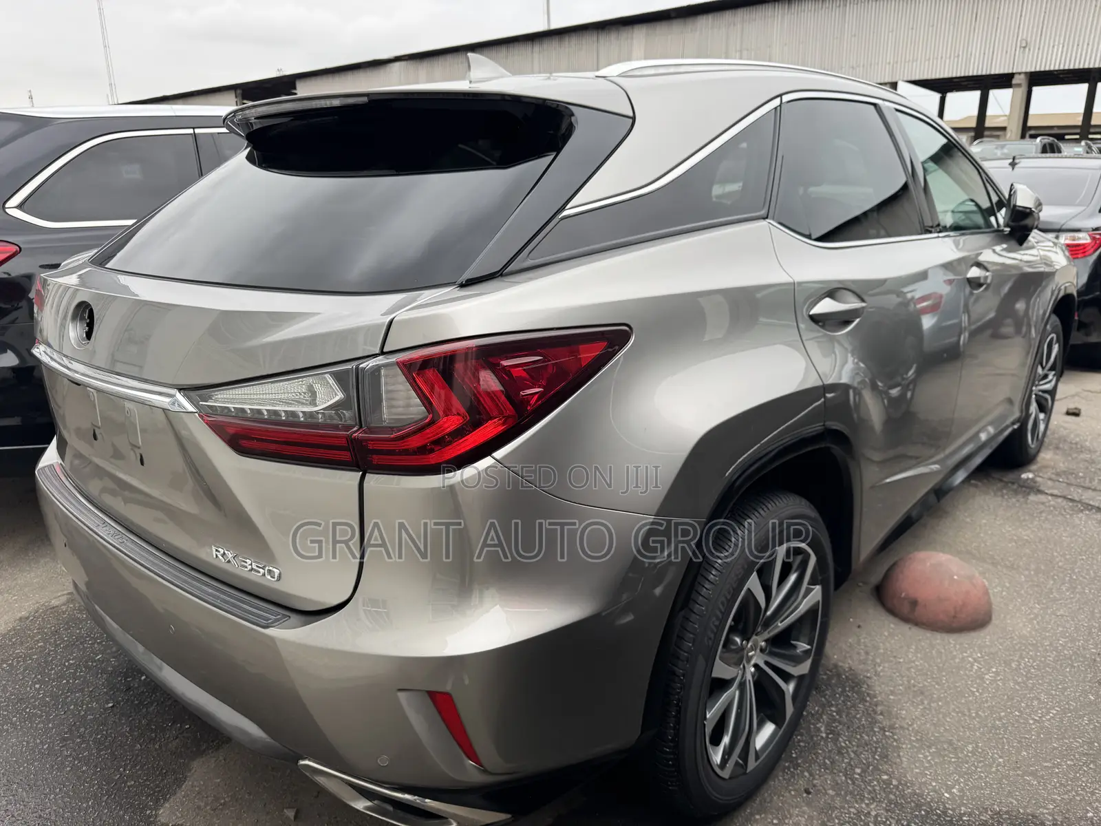 Lexus RX 350 2017 Gold