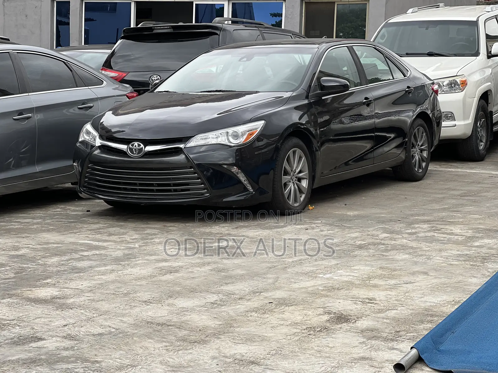 Toyota Camry XLE 4dr Sedan (3.5L 6cyl 6A) 2015 Black