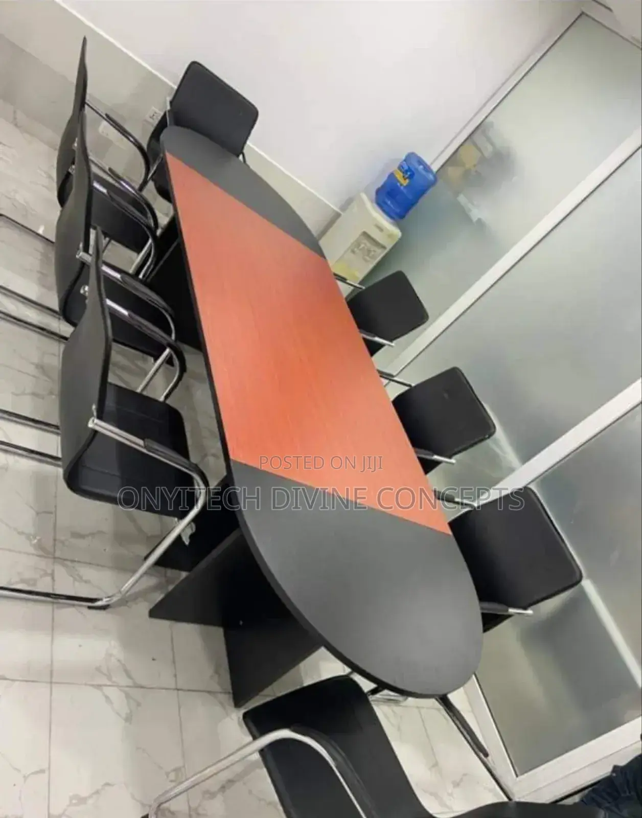 8 Seaters Office Conference Table With 2 Black End