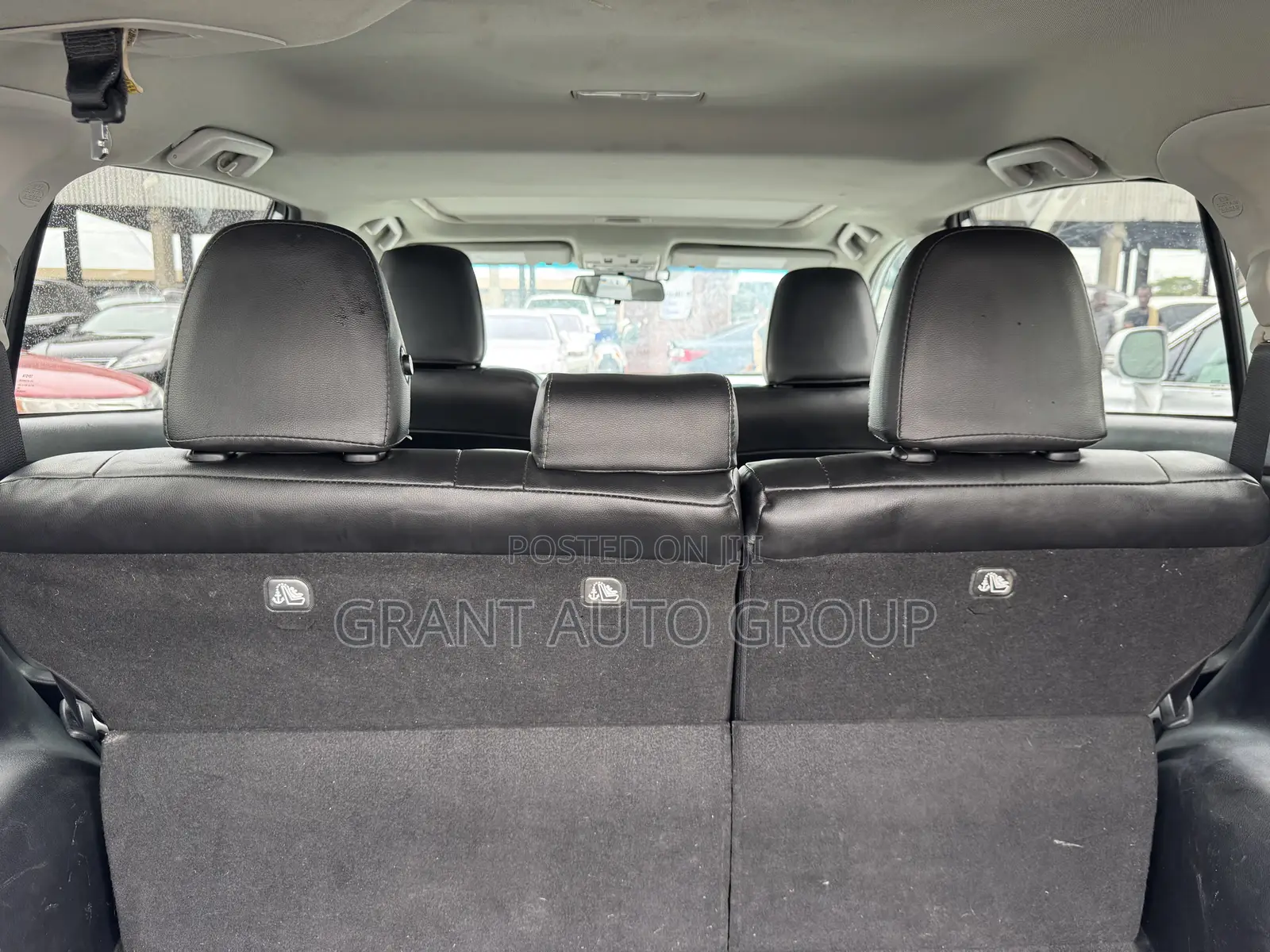 Toyota RAV4 XLE AWD (2.5L 4cyl 6A) 2013 White