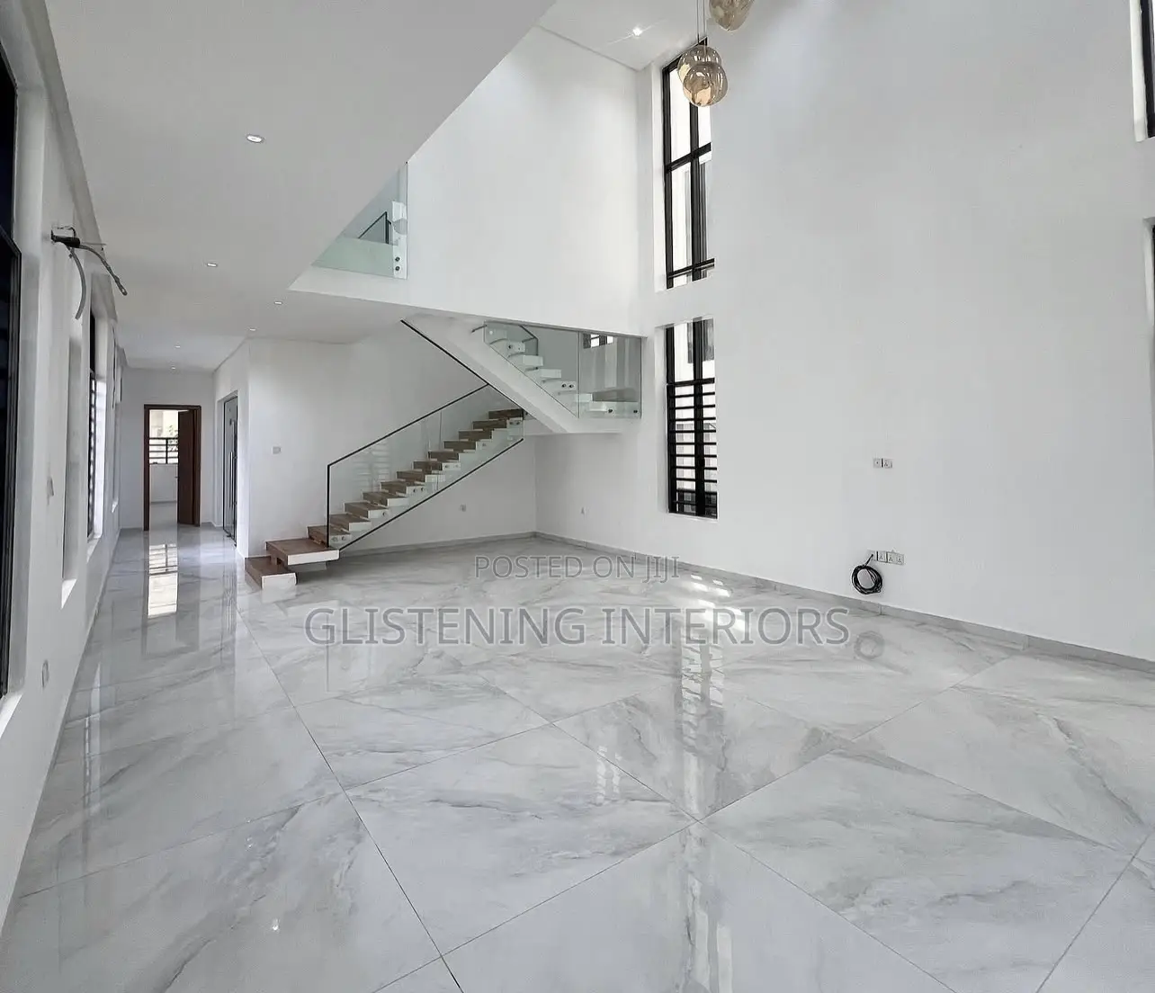 Staircase Plain 10mm Glass