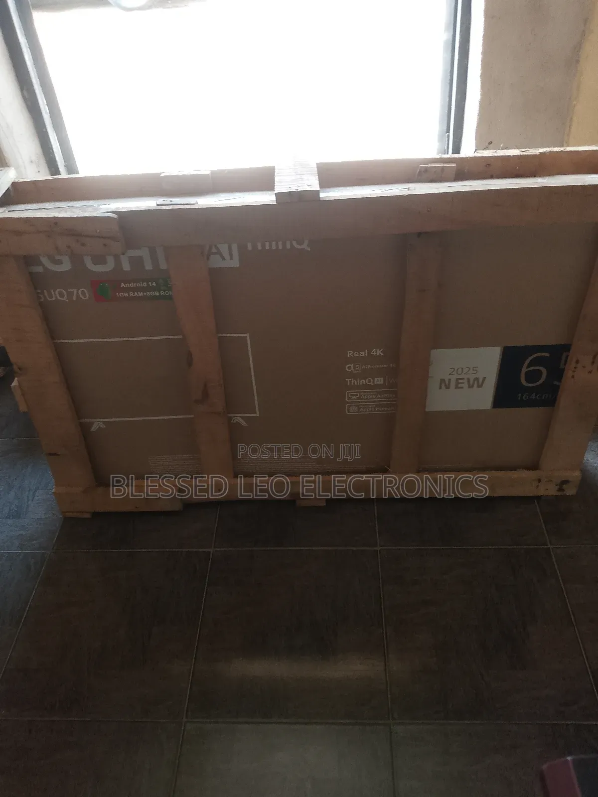 65 Inches Auto Rotate Tv