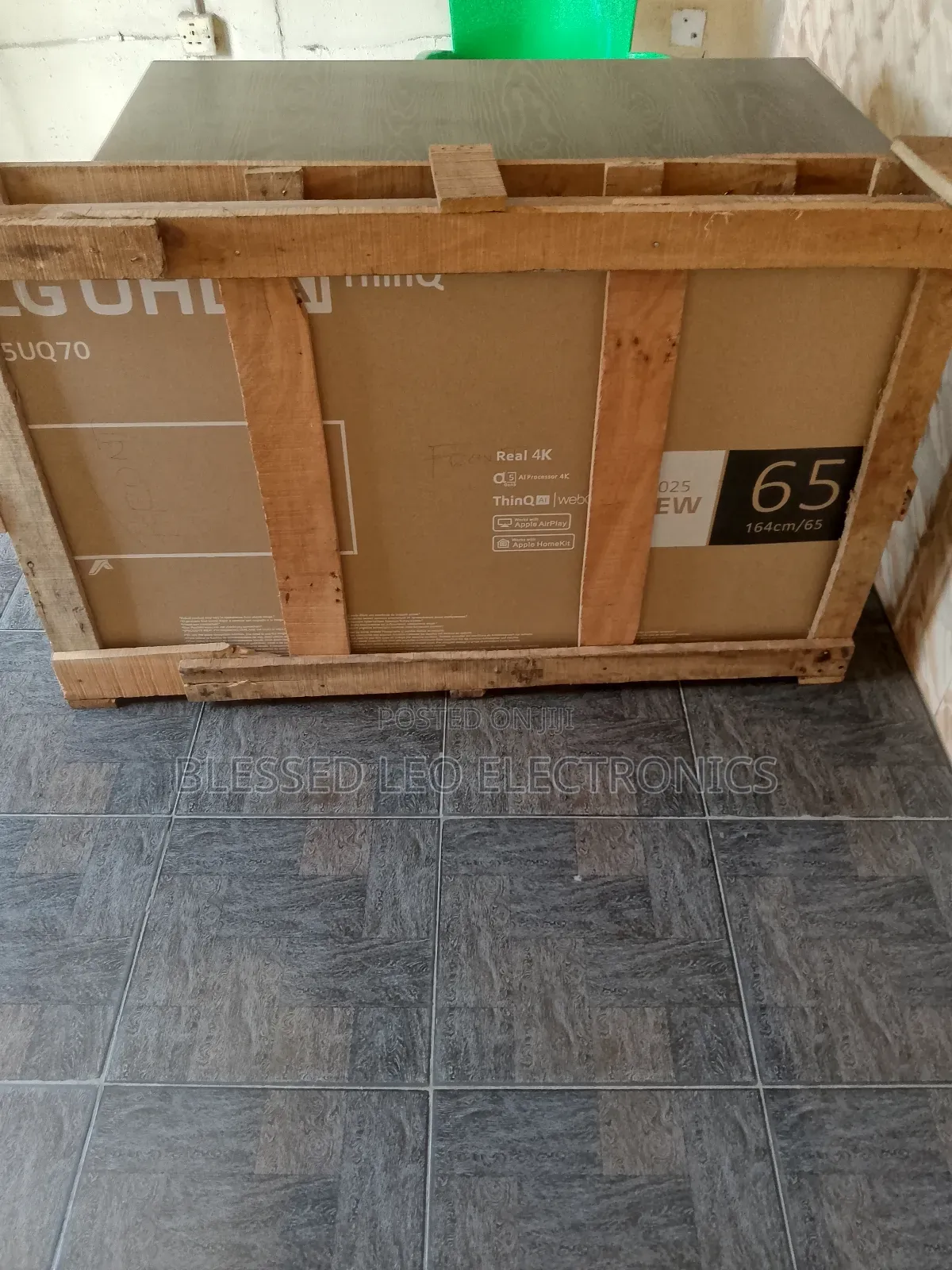 New 65 Inches Yaba Television