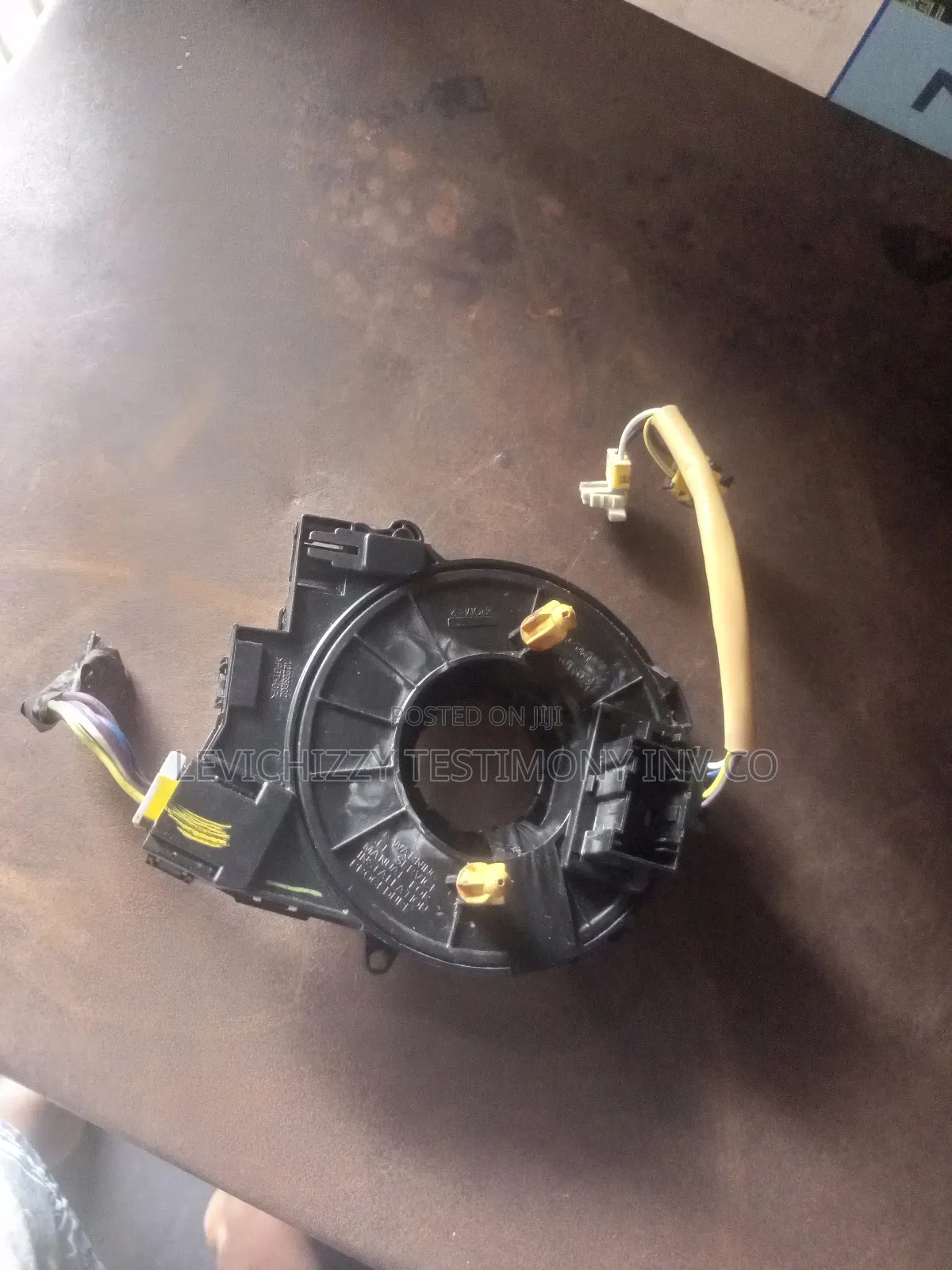 2011,2012,2013,2014 Ford Edge Explorer Horn Contact