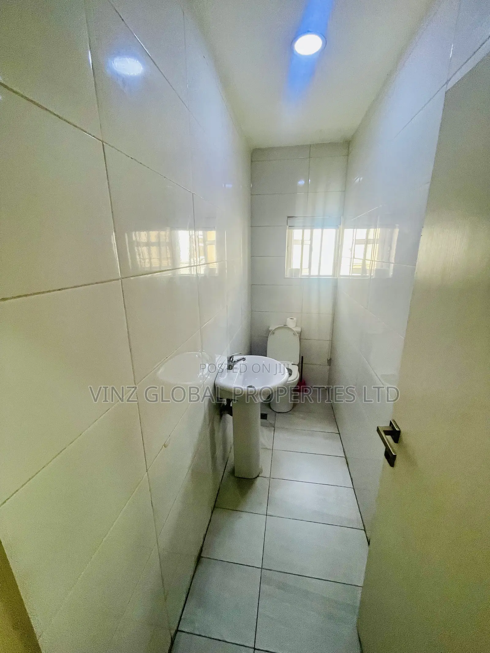 Luxurious One Bedroom Apartment With 24/7 Electricity