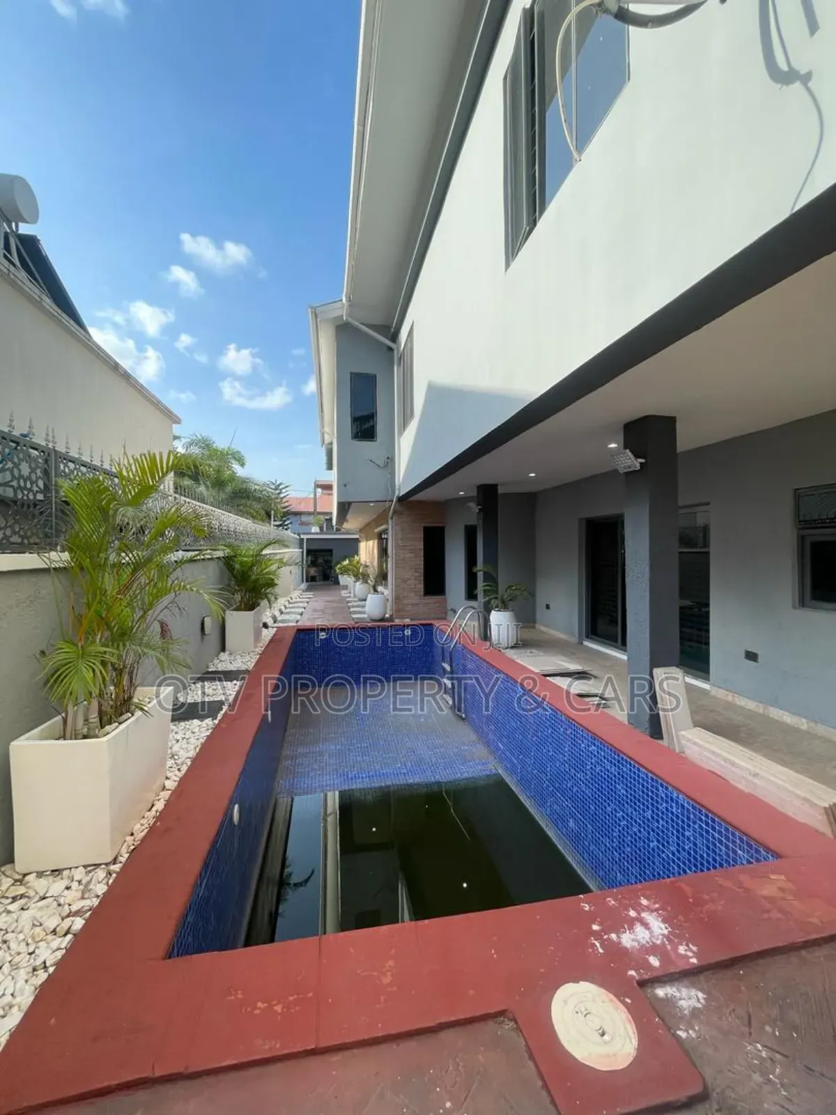Furnished 5bdrm Duplex in Lekki Phase 1 for sale