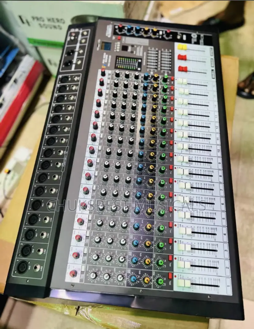 Yamaha 16 Channels Powered Mixer With Usb