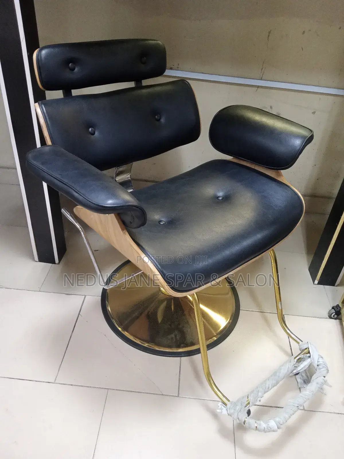 Professional Salon/Spa Leather Chairs.