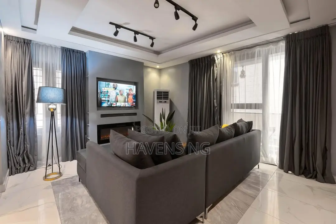 Private 3-Bedroom Maisonette
