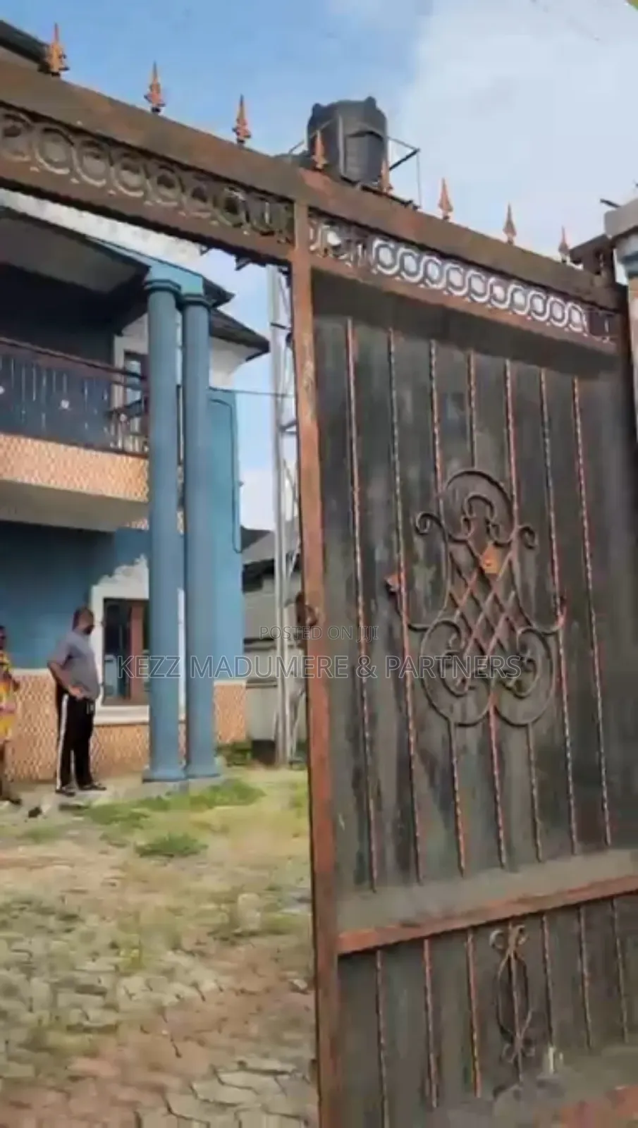 4bdrm Duplex in Sars Road Port for sale