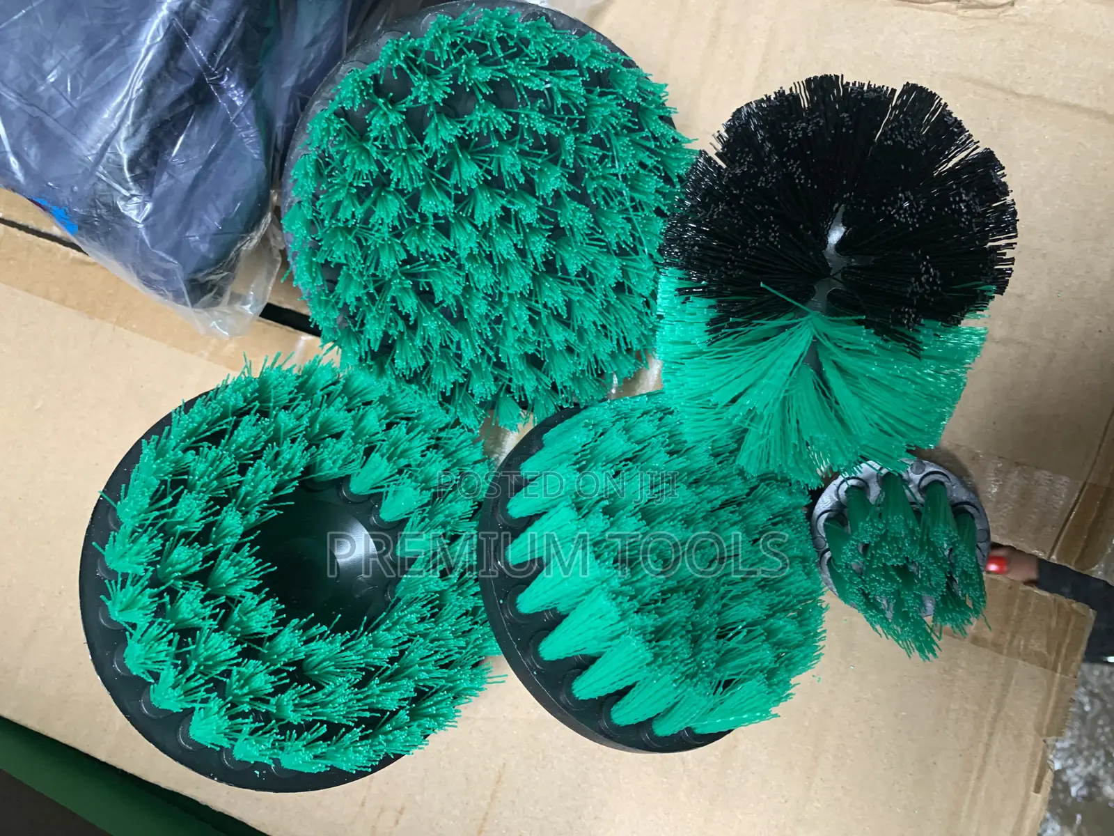 Drilling Brush for Cleaning