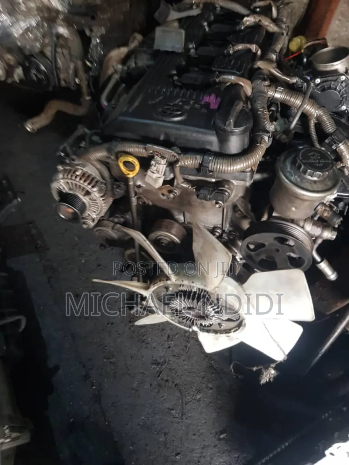 Toyota Hilux Hummer Bus Engine